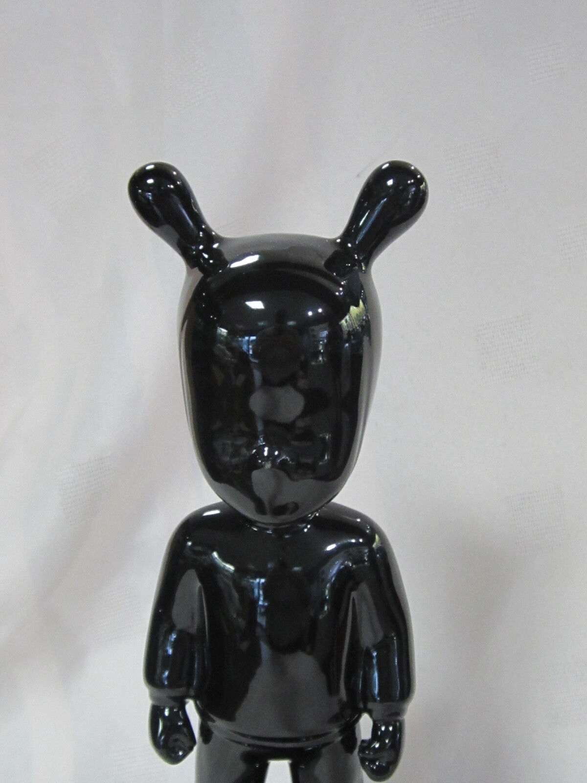 NEW LLADRO THE BLACK GUEST LITTLE #7733 BRAND NEW IN BOX ALIEN 11.75″ TALL F/SH