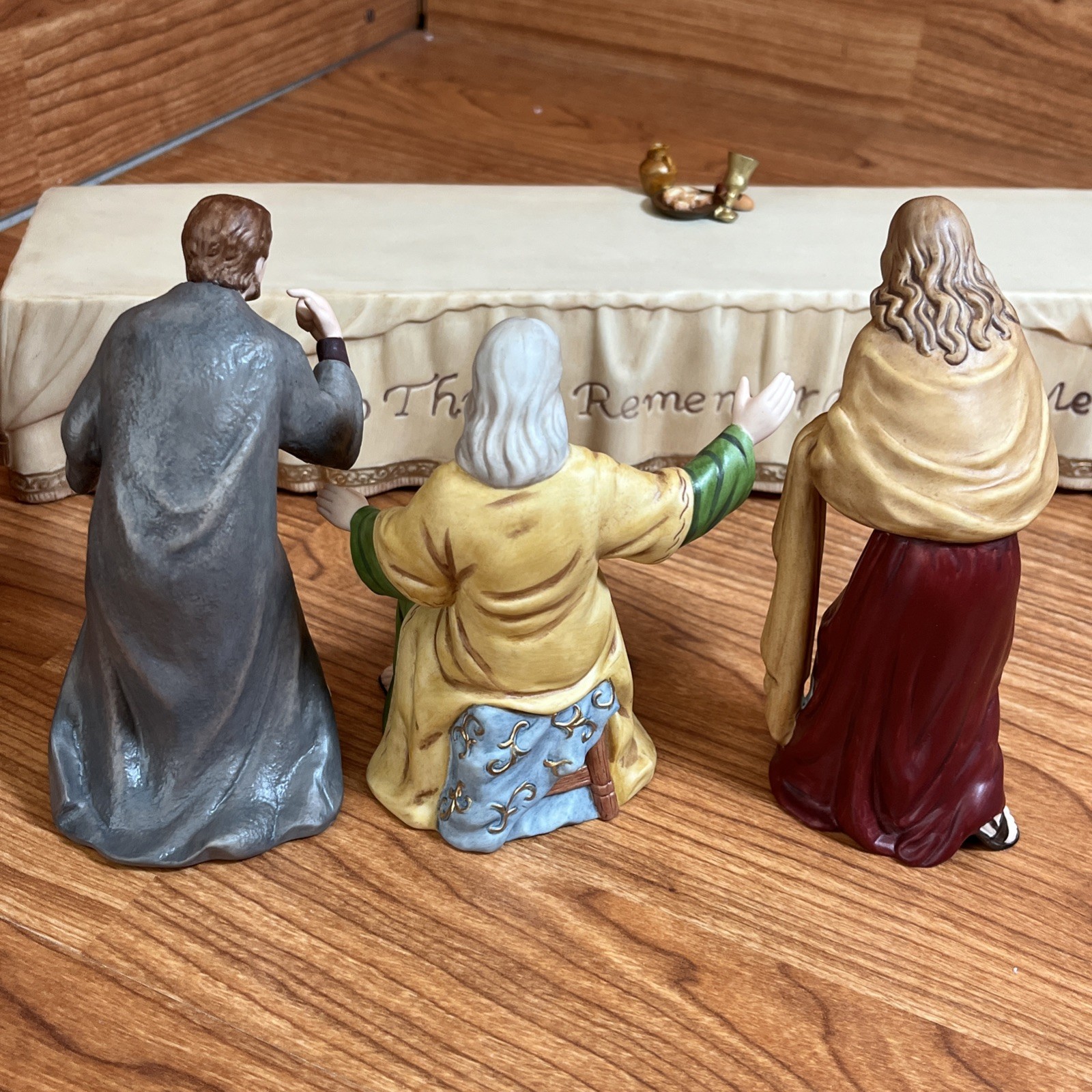 Hawthorne Village Thomas Kinkade Last Supper Porcelain Figurine Set Limited Edi…