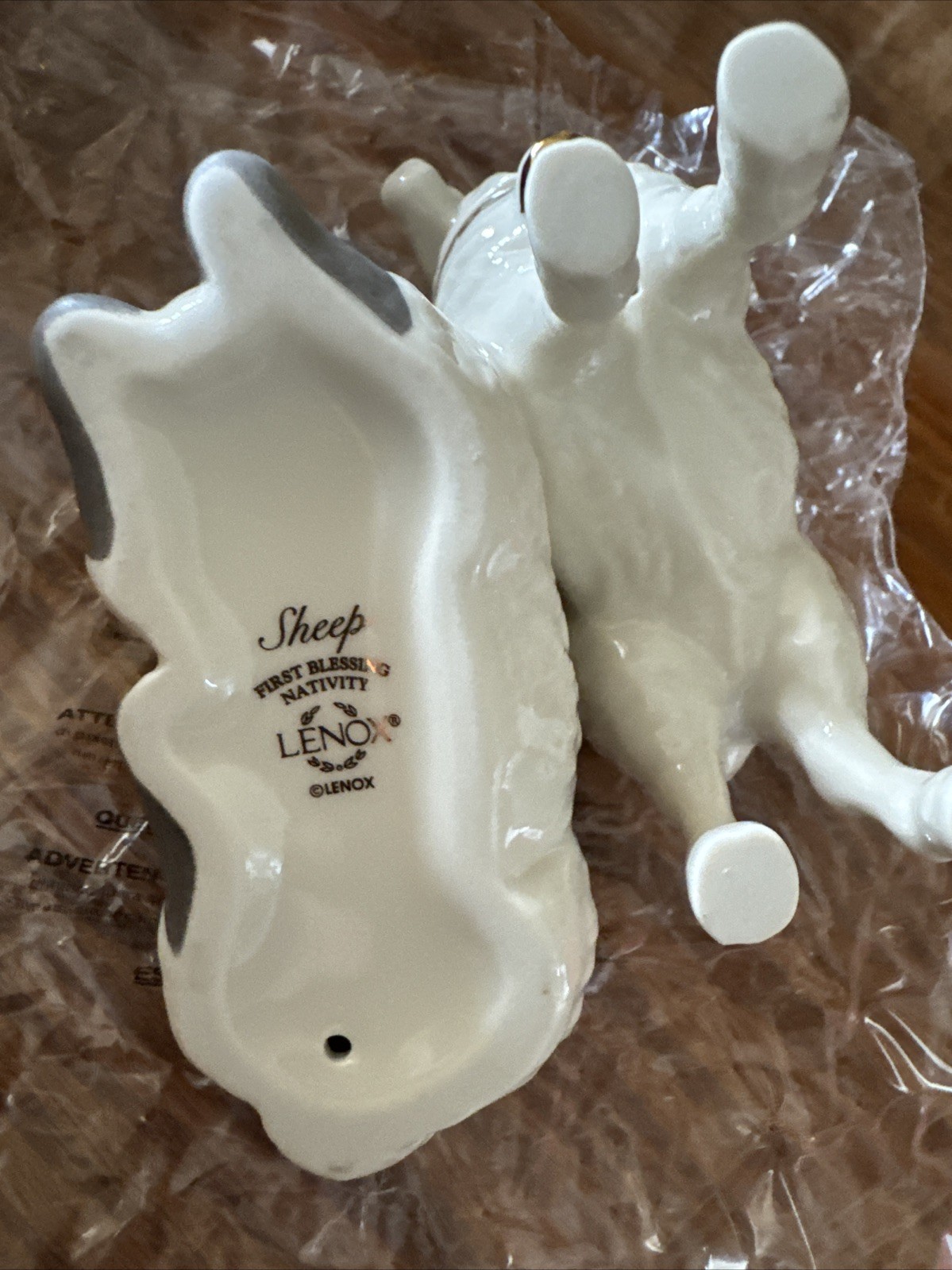 LENOX FIRST BLESSING NATIVITY PAIR SHEEP-BLACK FACE-BLUE COLLAR NEW ORIGINAL BOX