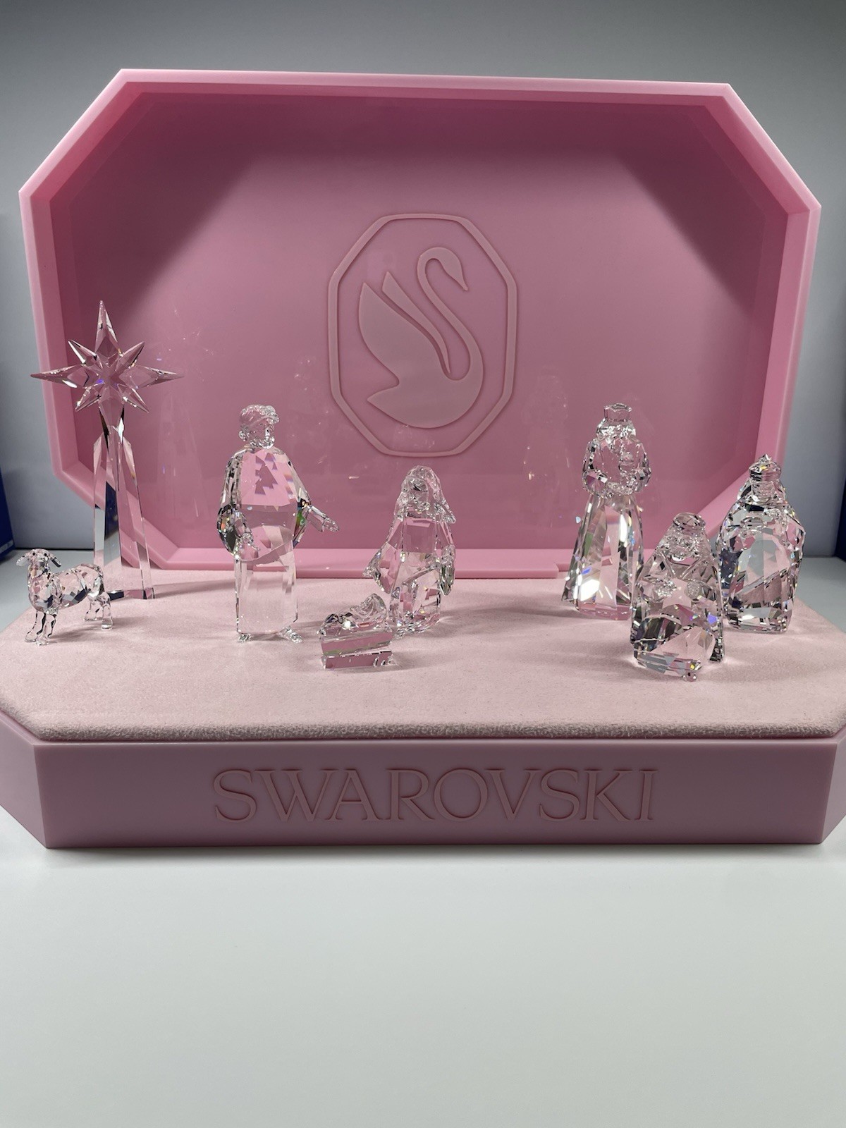 8 Piece Set Swarovski Nativity Scene Joseph Mary Jesus Balthazar Melchior Caspar