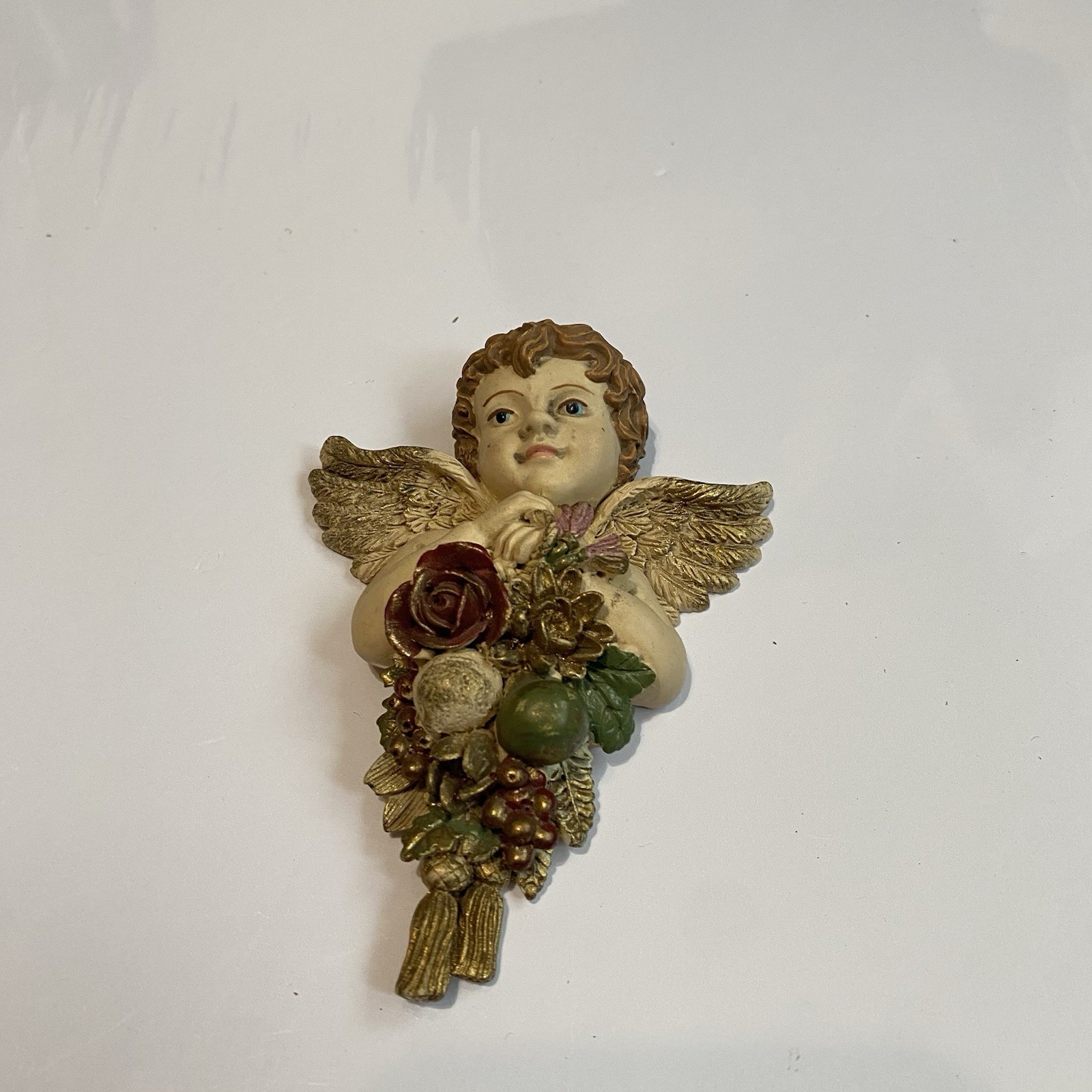 Vintage Resin Cherub Angel Wall Plaque 4″ Gold Wings Rose Fruit Swag Taiwan