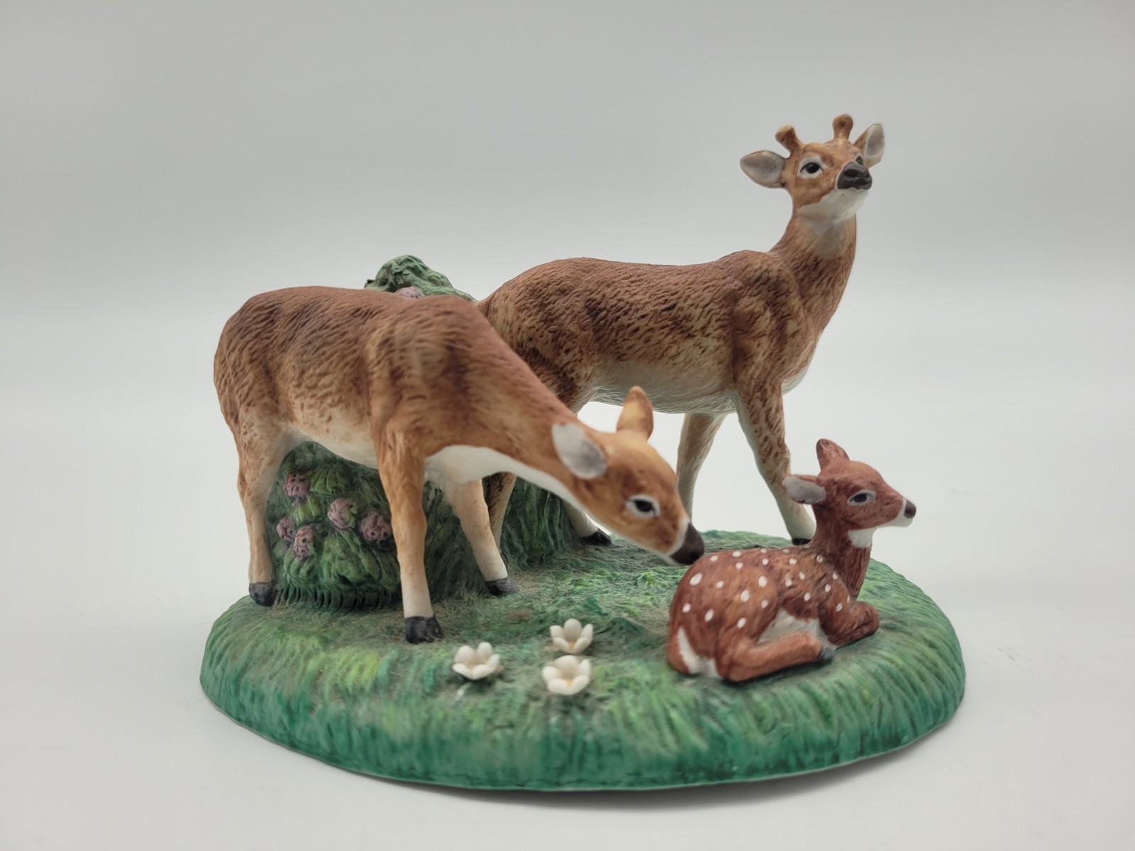 1984 Southern Living Gallery White-tailed Deer #3816