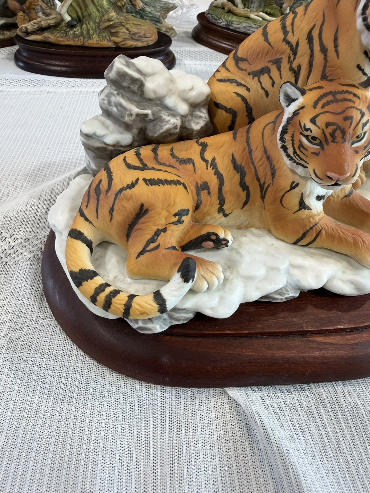 1996 Home Interior Siberian Tigers Endangered Species Masterpiece Porcelain ~ NM