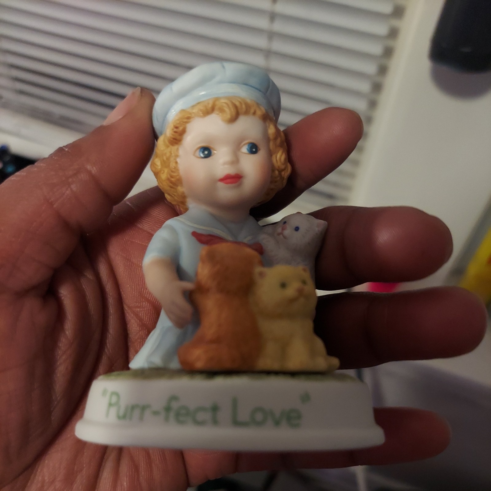 3 Tender Memories Figurines Friends for Keeps,Our Special Story,Purfect Love