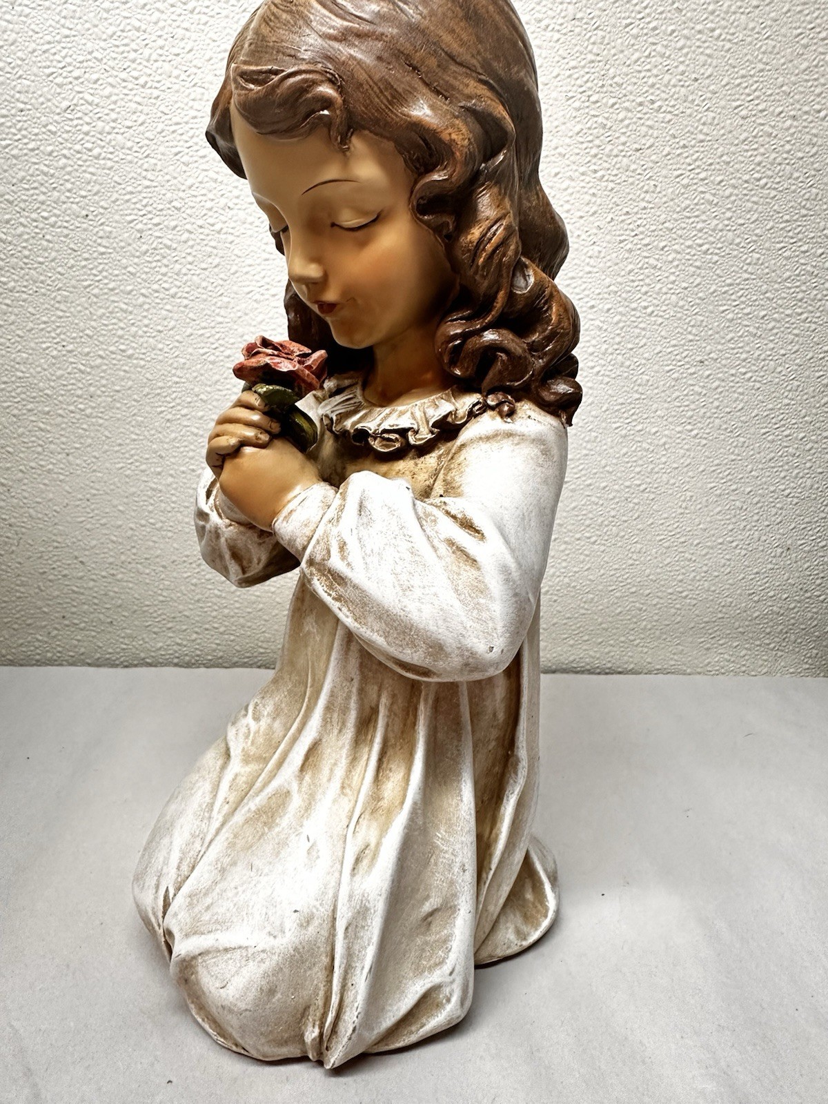 Kneeling Girl With A Rose Statue 2 Lb 12” T2