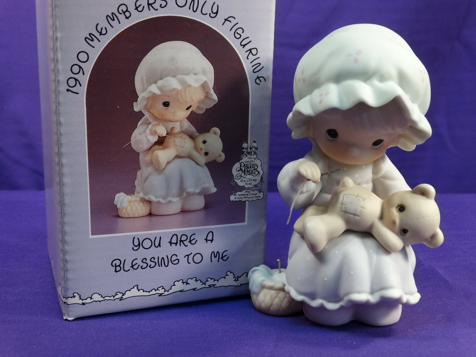 1990 PRECIOUS MOMENTS MEMBERS ONLY FIGURINE YOU ARE A BLESSING TO ME PM902 b4