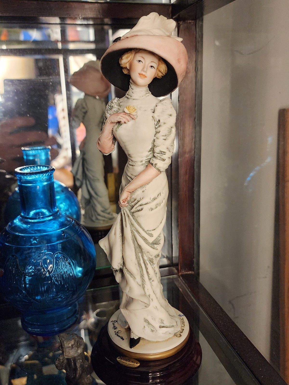 Giuseppe Armani Figurine Capodimonte Alice Statue Florence Porcelain Décor 0718C