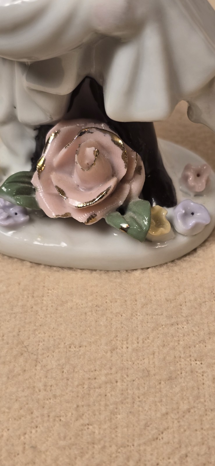 VTG 1950s Bride & Groom Porcelain Hand Painted Wedding Cake Topper 5″x 3″