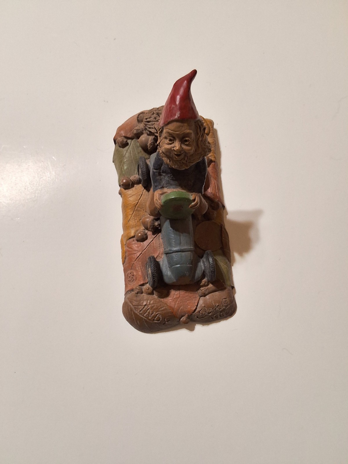 TOM CLARK GNOME Indy Blue Car, 3.5 inches tall, 5 inches long 1988