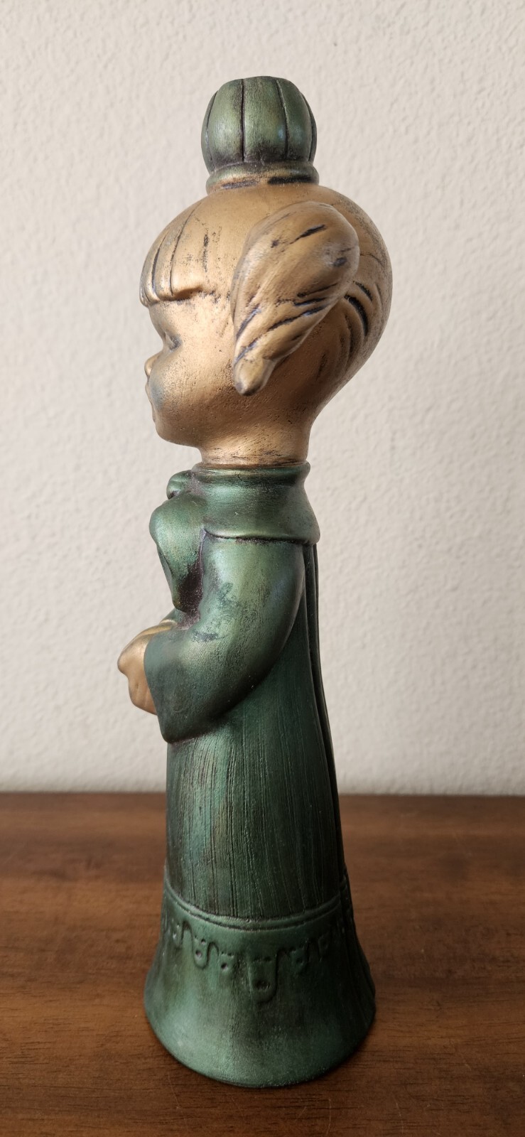 Angel Caroling Singing Christmas Decor. Ceramic Girl VTG 60s. 11 1/4”H.Atlantic?