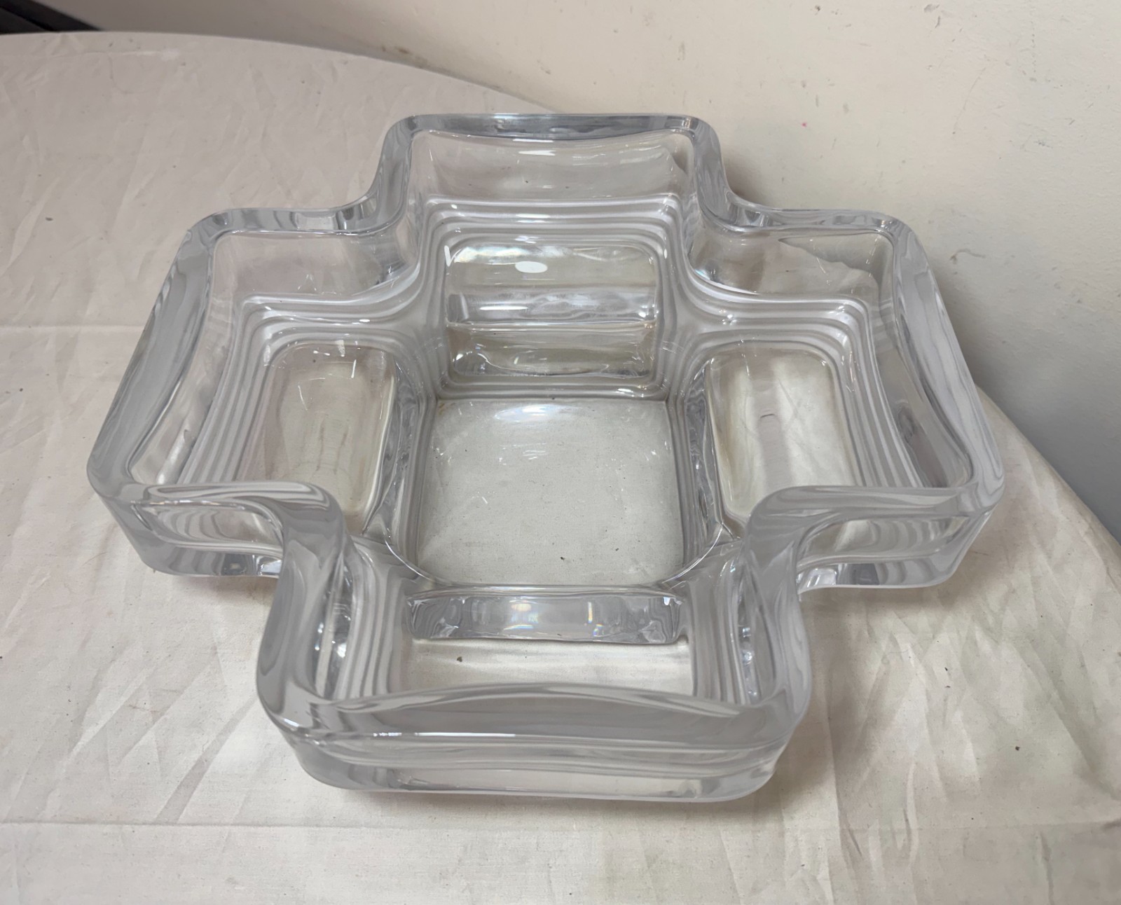 LARGE Daum Art Deco Clear and Frosted Crystal centerpiece Bowl Sculpture MCM