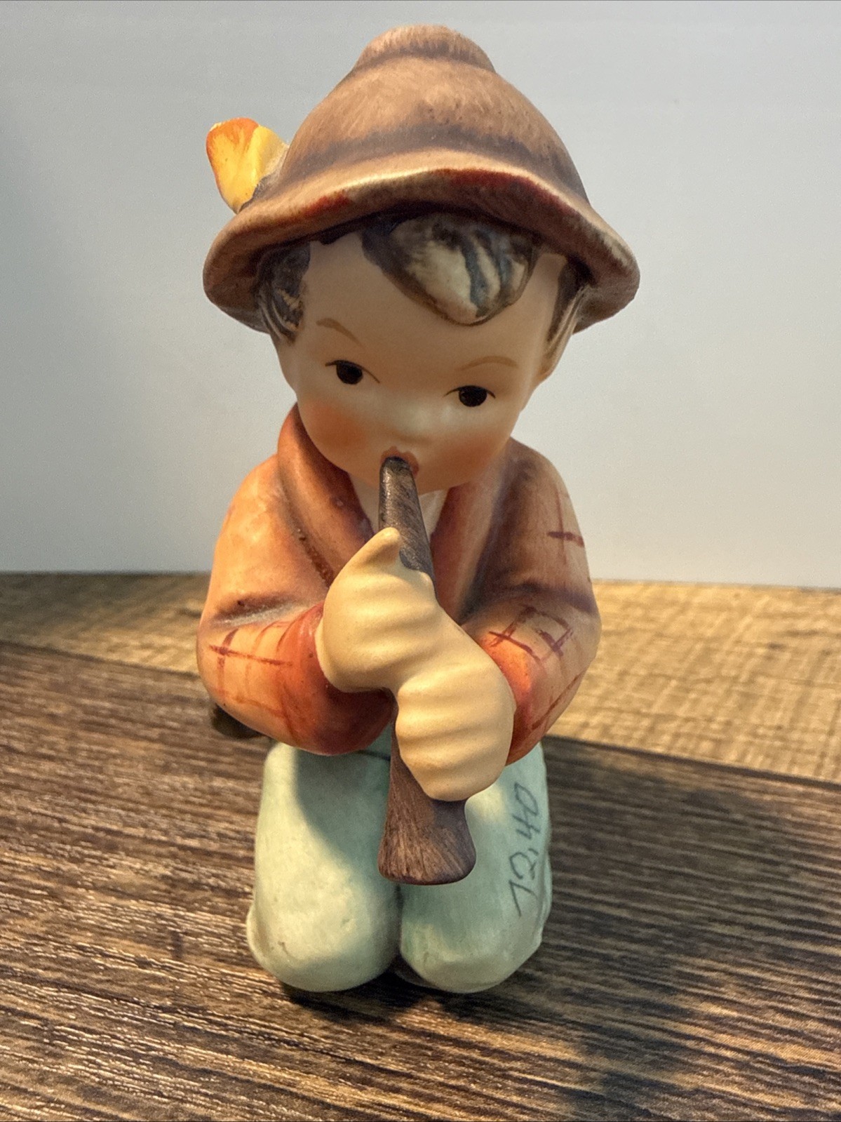 Goebel Hummel Little Tooter Figurine 214/H TMK-4 (1964-1972) W Germany Vintage