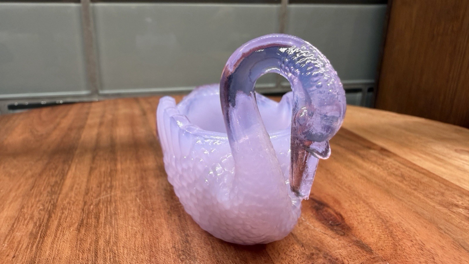 Vintage Boyd Glass Swan Open Salt Trinket Dish – Lavender Collectible Swan decor