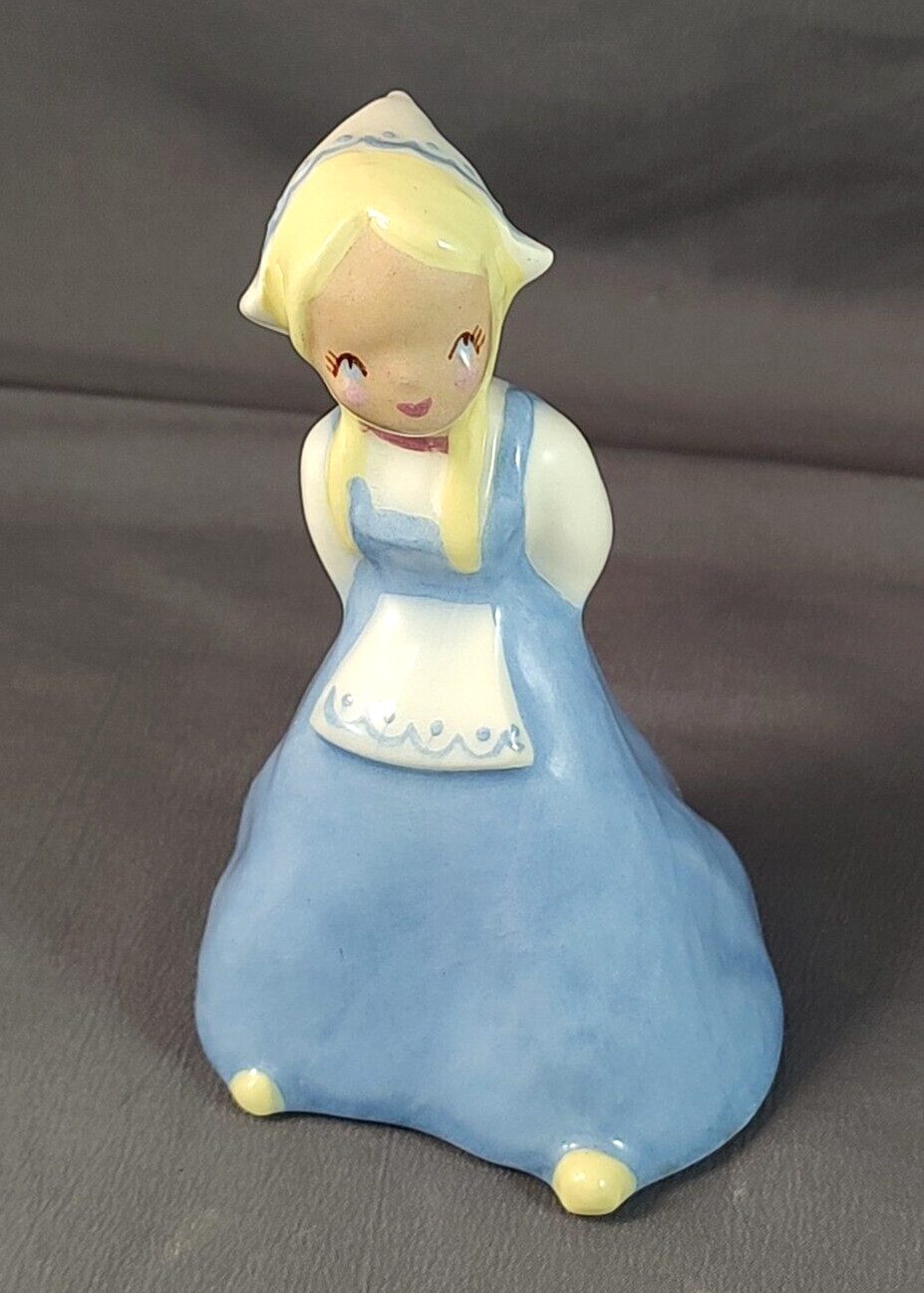 Vintage 1940s Yona Lippin Ceramics Figurine Dutch Girl #29