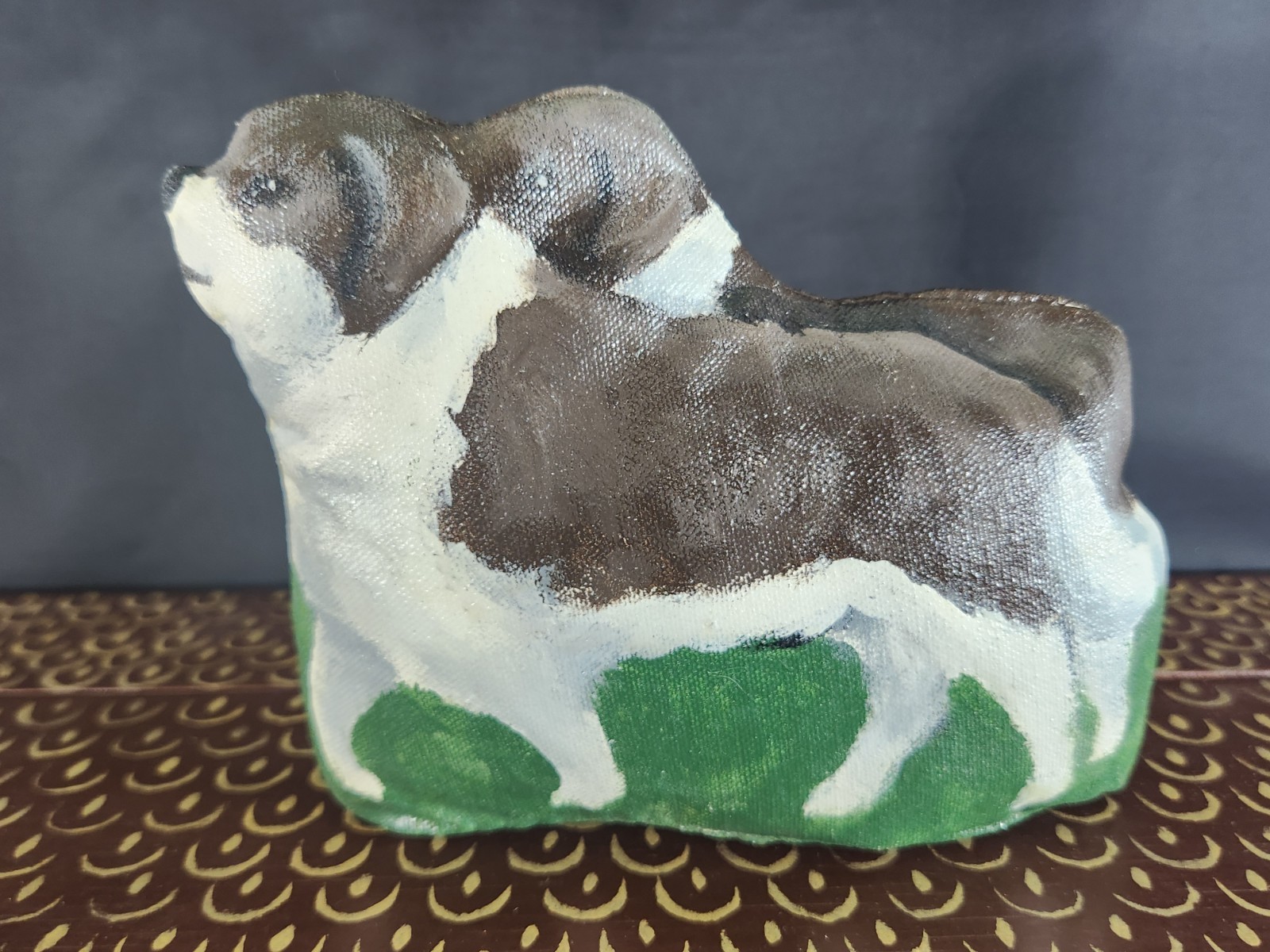 Folk Art Noah’ Ark Handmade Oil Cloth Animals w/ Painted ‘Ark’ Storage Box DS29