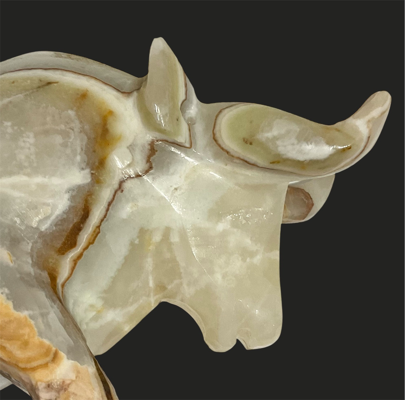 Beautiful Vintage Marble Onyx Charging Bull Sculpture Hand Carved 11” L