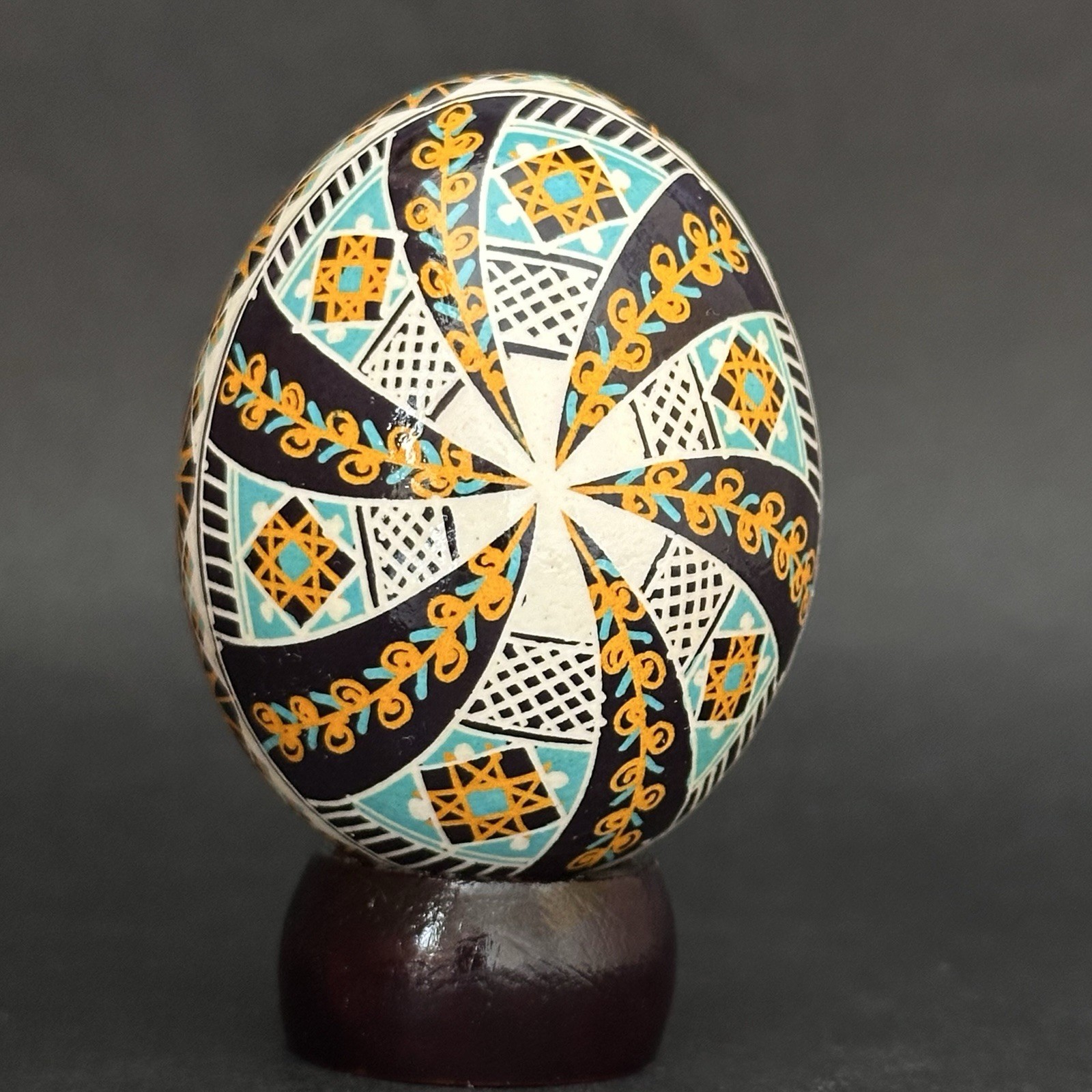 Real Ukrainian Pysanky.Chicken Hand Made Hutsul Pysanka. Easter Eggs.