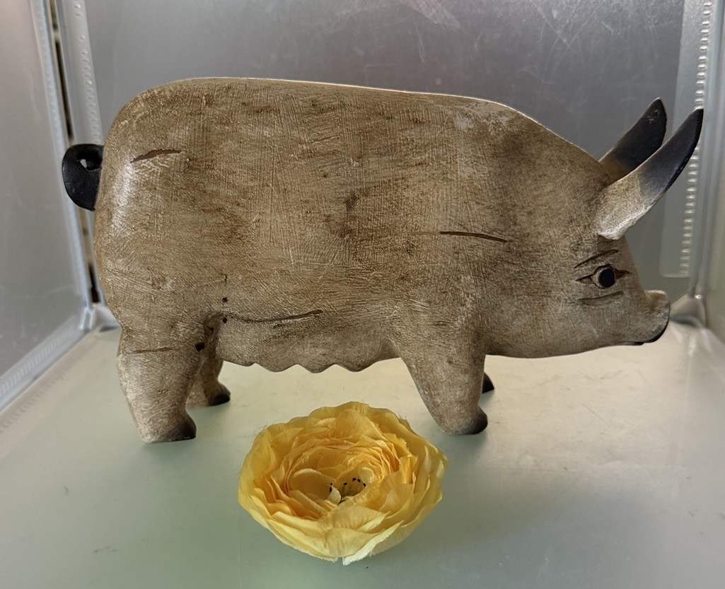 Hand Carved Hand Painted Wood 9.5″ x 6″ Hog Sow Pig Thailand Nice Collectible