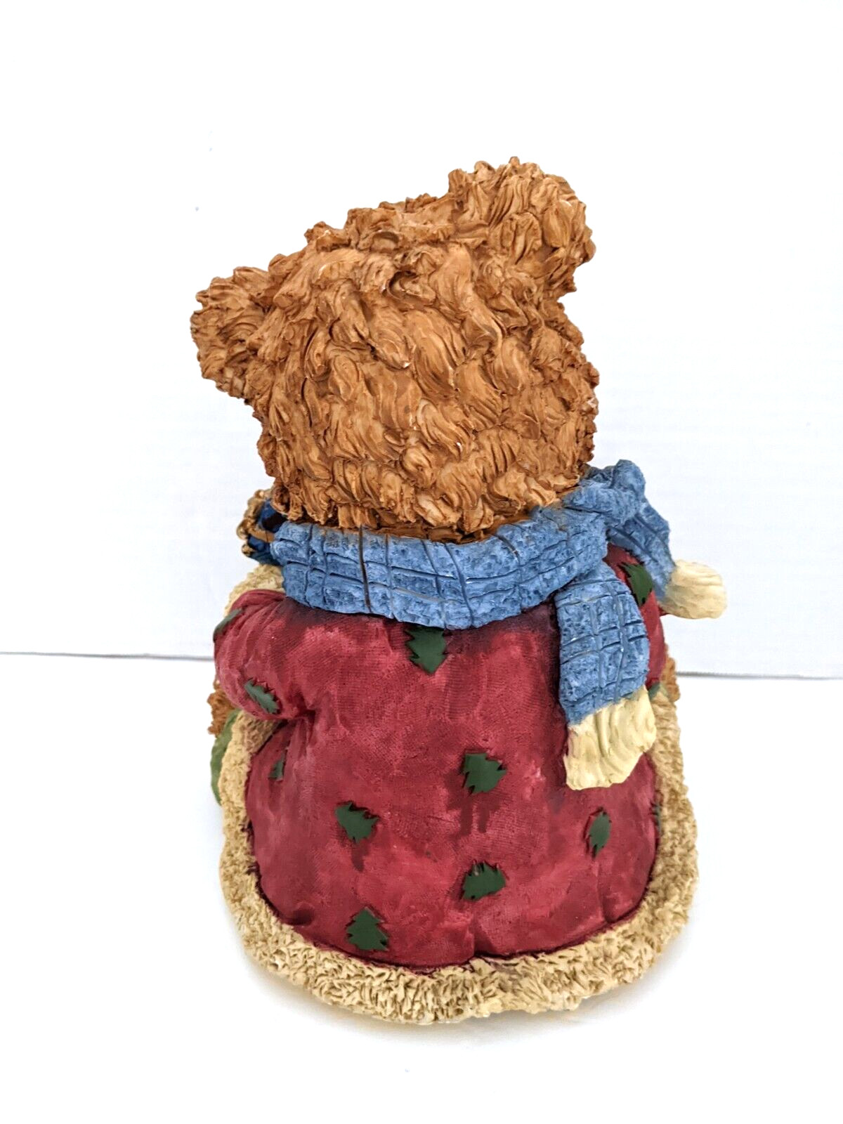 Resin Light Up Night Lite 9″ Santa Bear with Christmas Tree and Gift