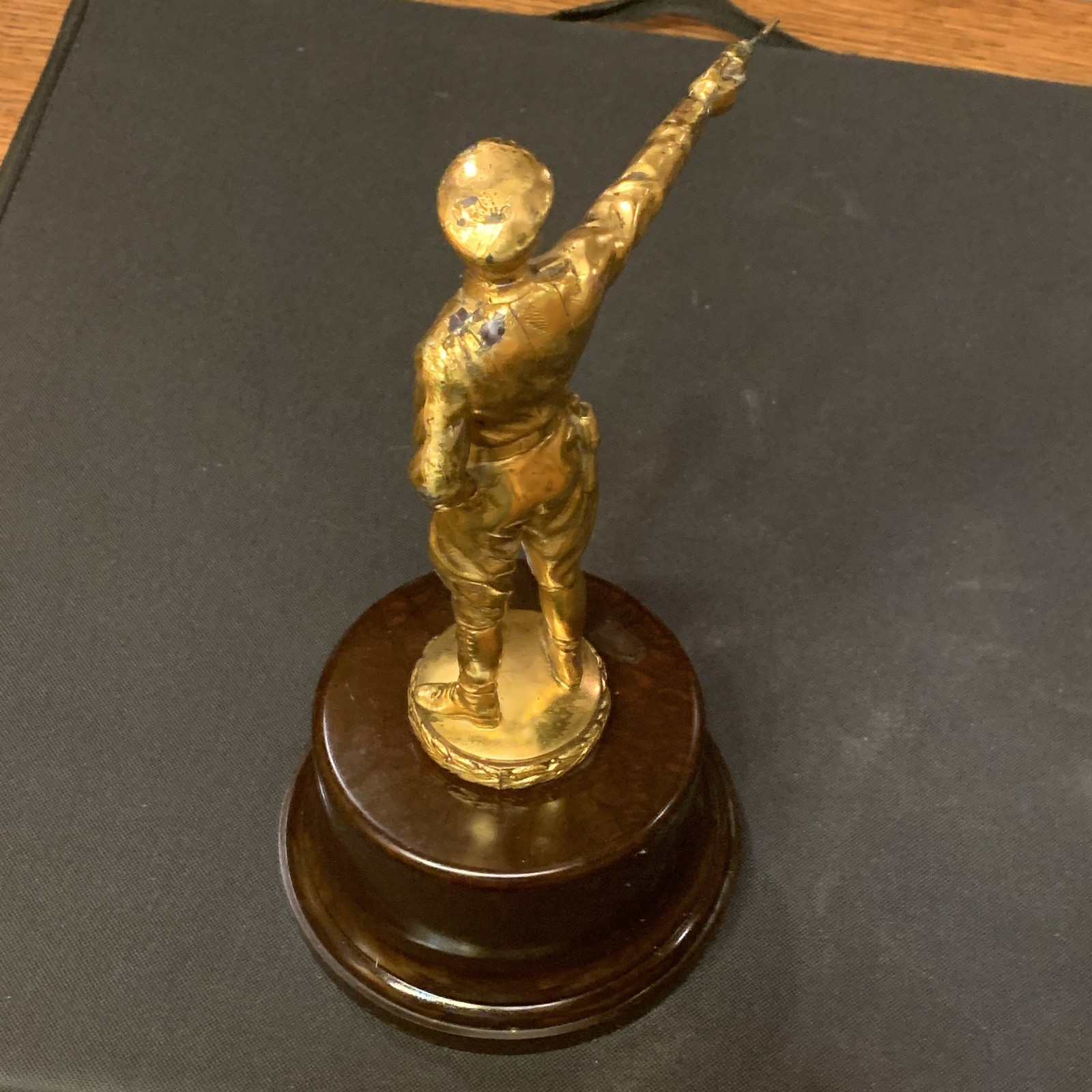 Gold-Tone Metal Military Soldier Figurine Statue on Bakelite like base! Nice