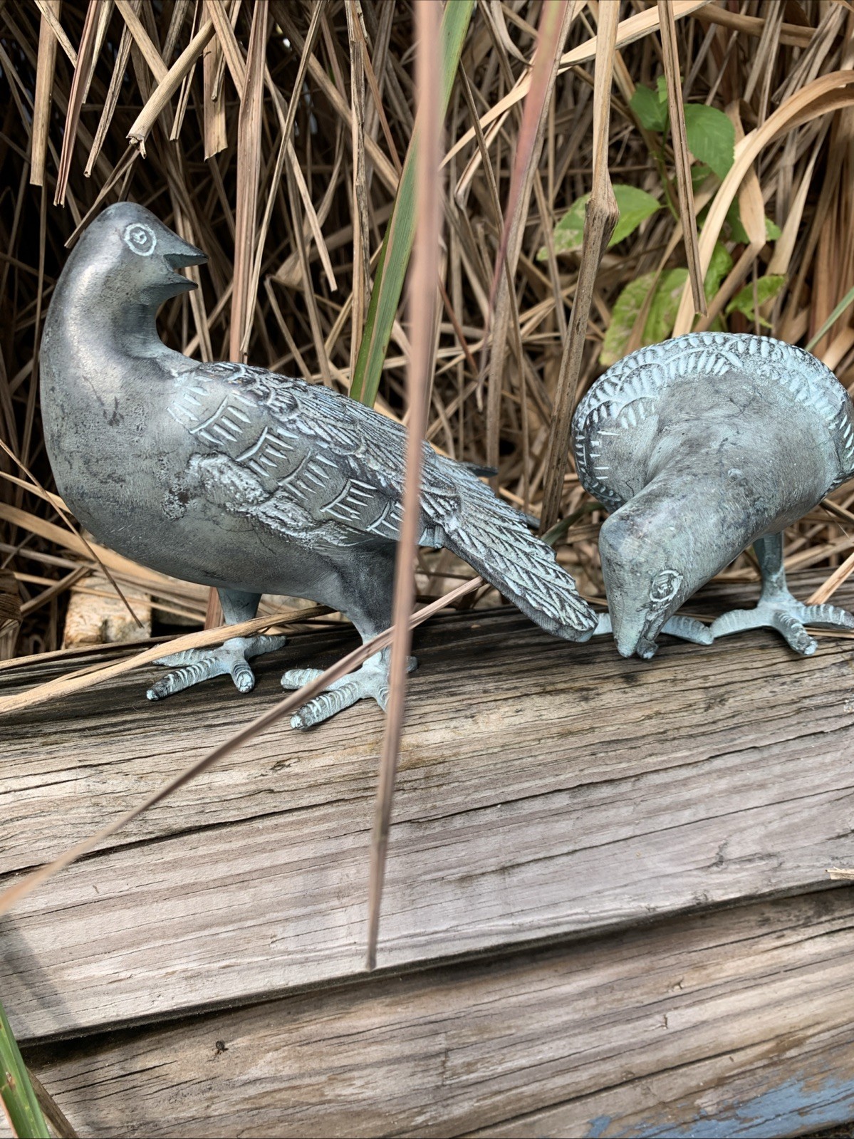 2 Bronze Bird Statues Figurines Pigeons Vintage Doves Pair