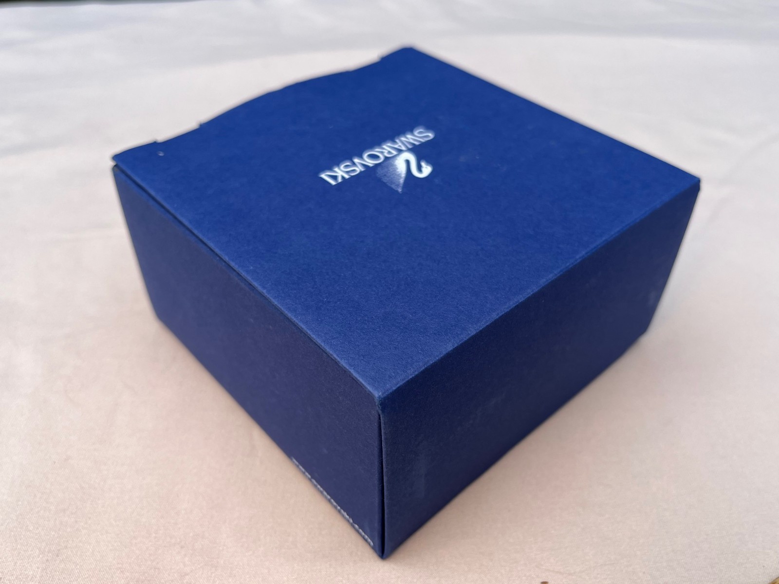 SWAROVSKI CRYSTAL – PARADISE FISH – 626203 CLEONA – CAPRI BLUE – w/BOX