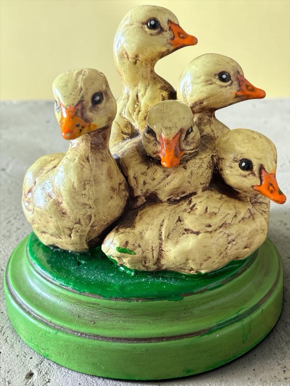5 Ducklings 1973 Holland Mold porcelain hand painted 3 1/2 inches tall