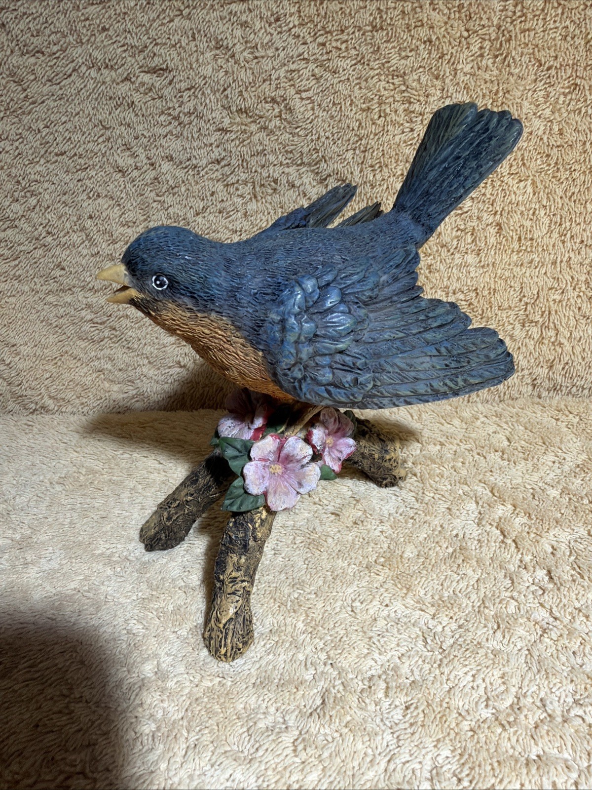 Vintage Eastern Bluebird Figurine Resin 5 1/2×5 1/2