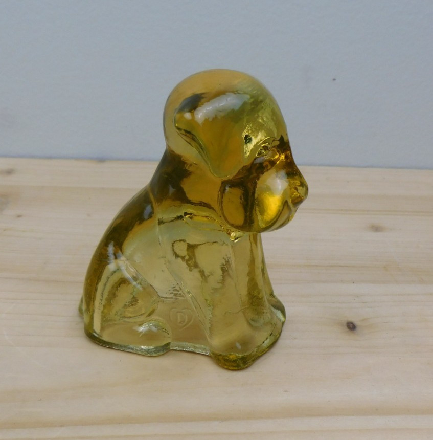 Vintage Degenhart Art Glass Pooch the Dog Figurine #102 “Autumn” Amber