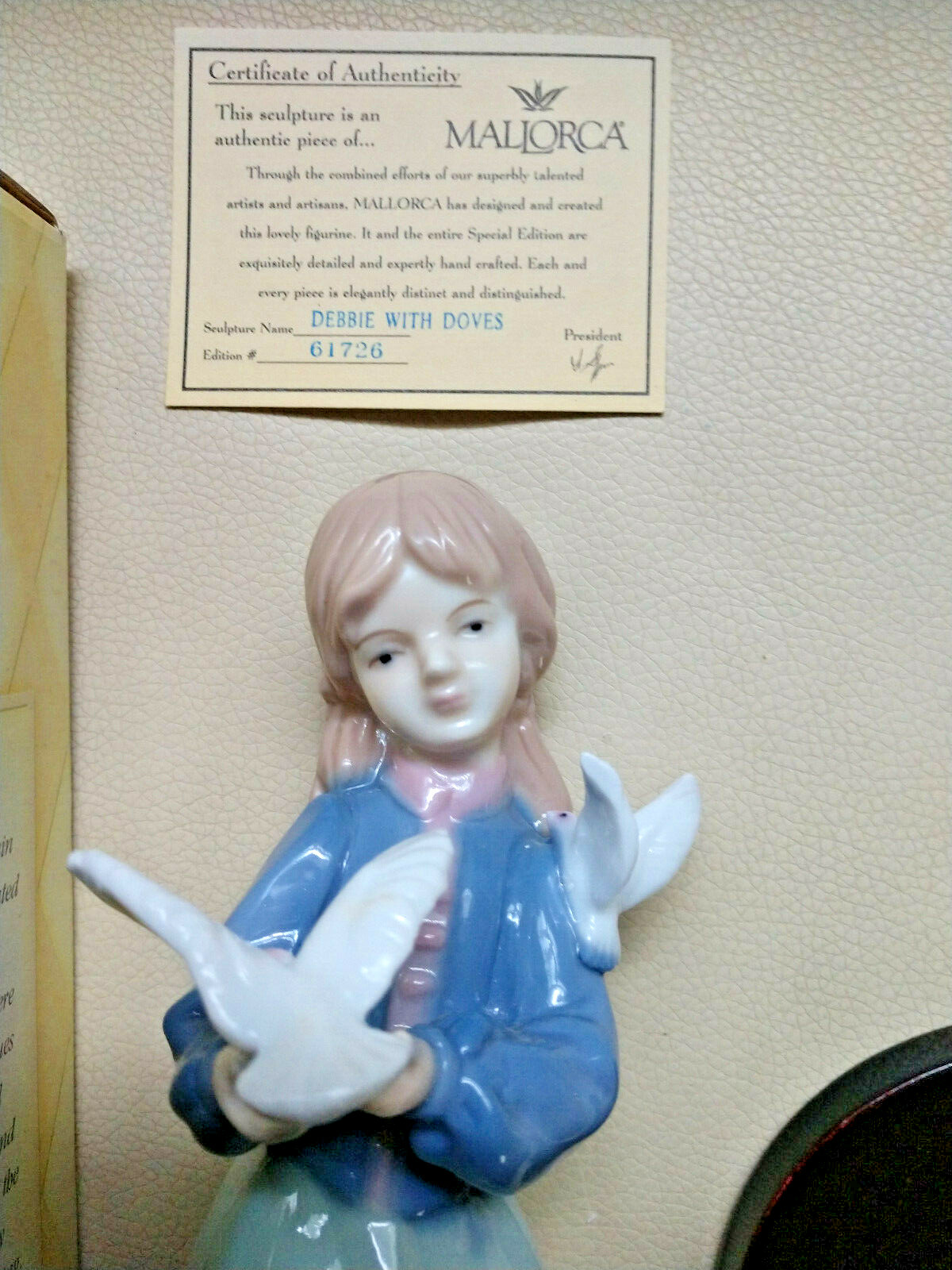 Select Figurine: DEBBIE WITH DOVES Spain or GIRL w/ FISH Italy Simonelli Marble