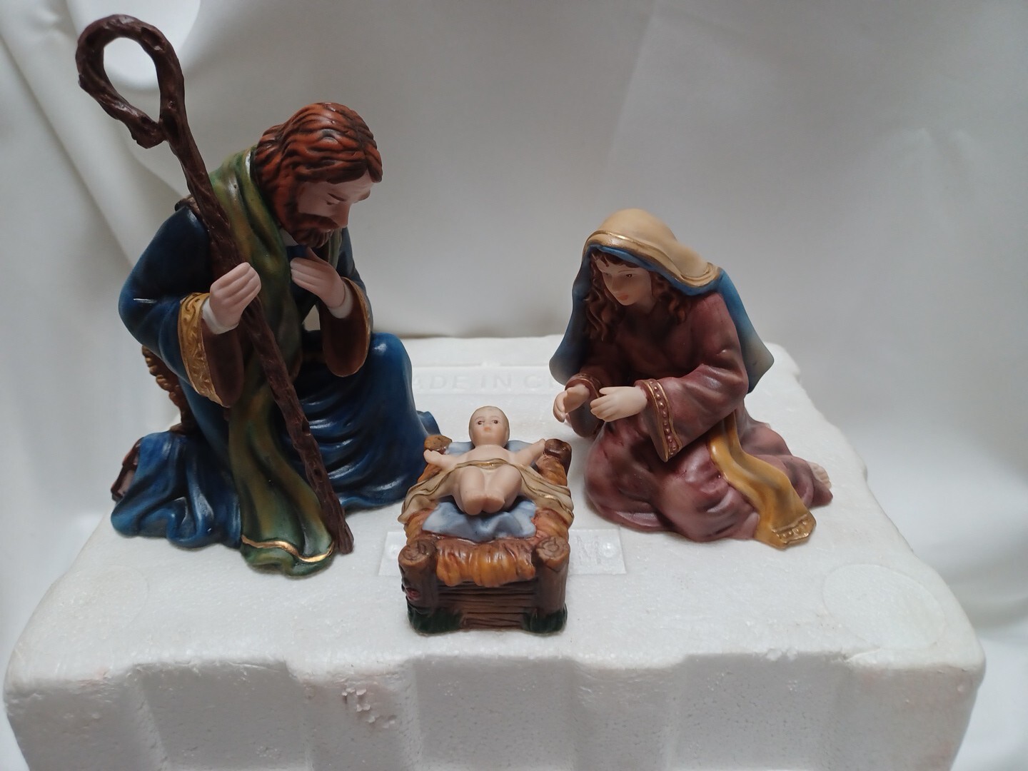 Hawthorne Village Mother Mary Father Joseph Christ Child Thomas Kinkade Nativity