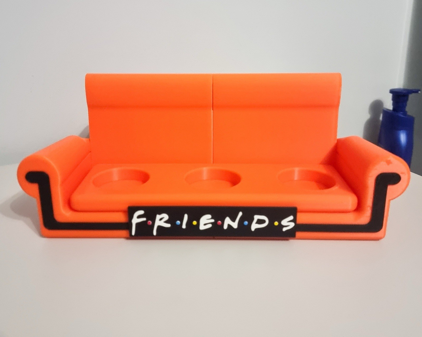 Special Edition F.R.I.E.N.D.S Couch – Mcdonald’s Figurine Display