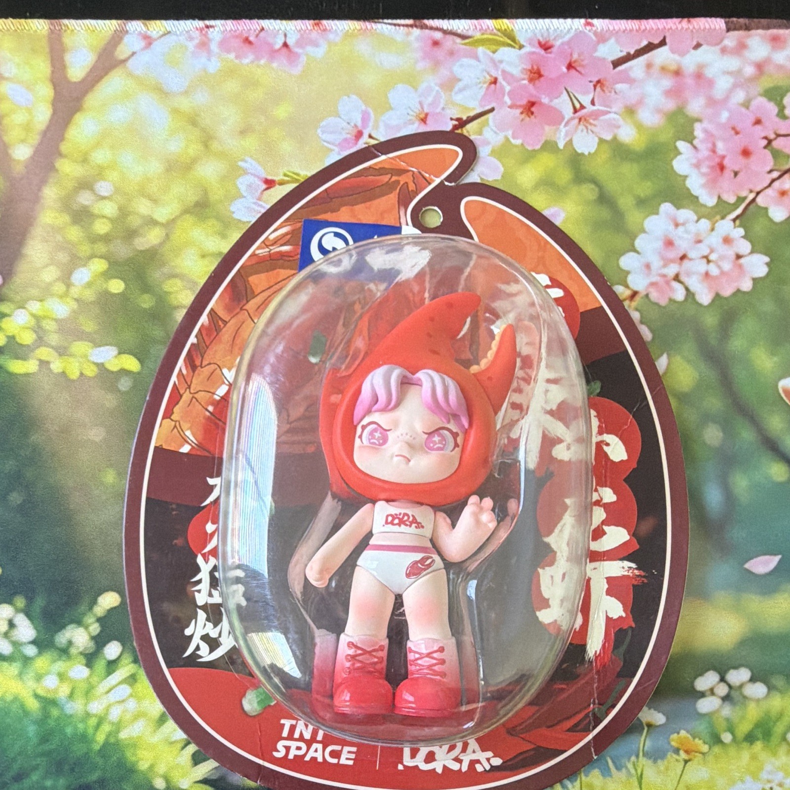 DORA hang card TNT “SPICEY CRAY” Animation Theme Mini Figurine Red Outfit, NEW