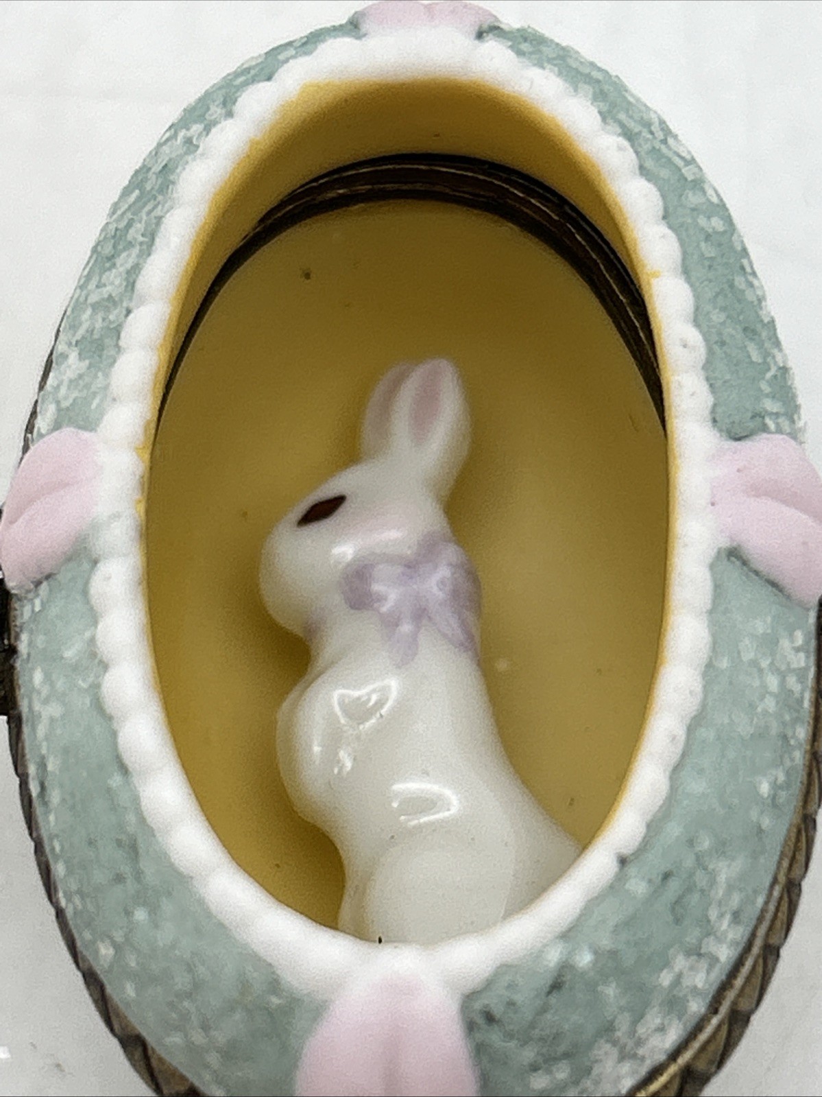 Vtg 1-3/4” Porcelain Easter Bunny Hinged Box Egg Shadow Box Decor