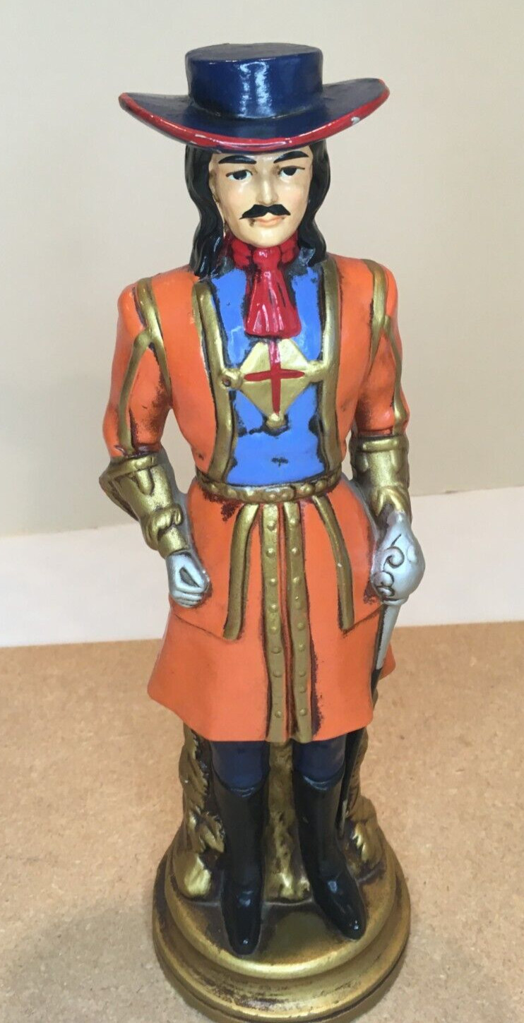 **Vintage MCM CAVALIER GENTLEMAN MUSKETEER CAVALIER HAT SWORDSMAN FIGURE 12-IN