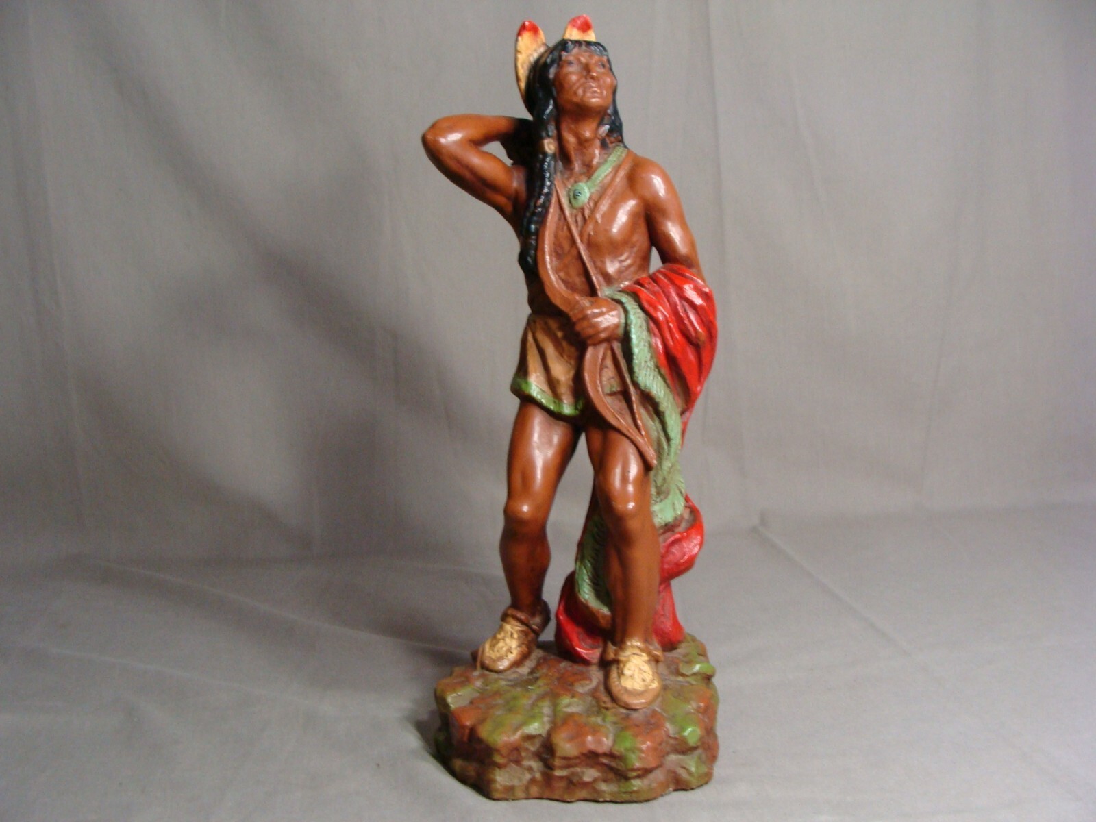 1 Vintage 1976 UNIVERSAL STATUARY 14″ Tall Male Native American Indian Warrior
