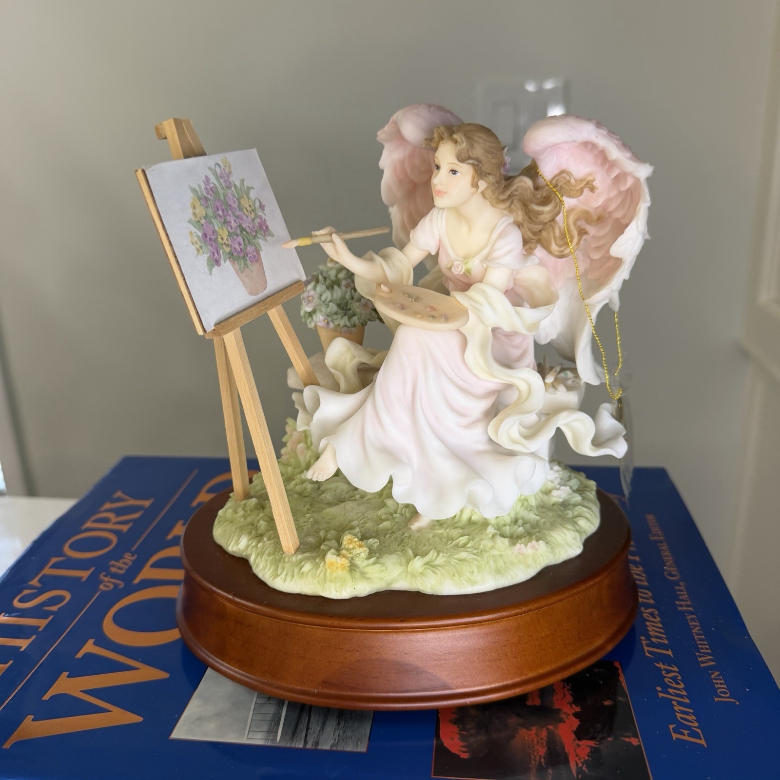 seraphim classics Roman Inc Andrea Angel Painting Music Box