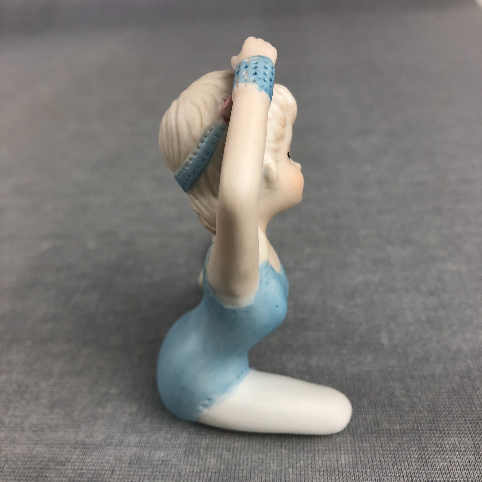 HOMCO Dance Girl Figure set of 2 Ballerina Gymnastics Stretch 70s Porcelain 1406