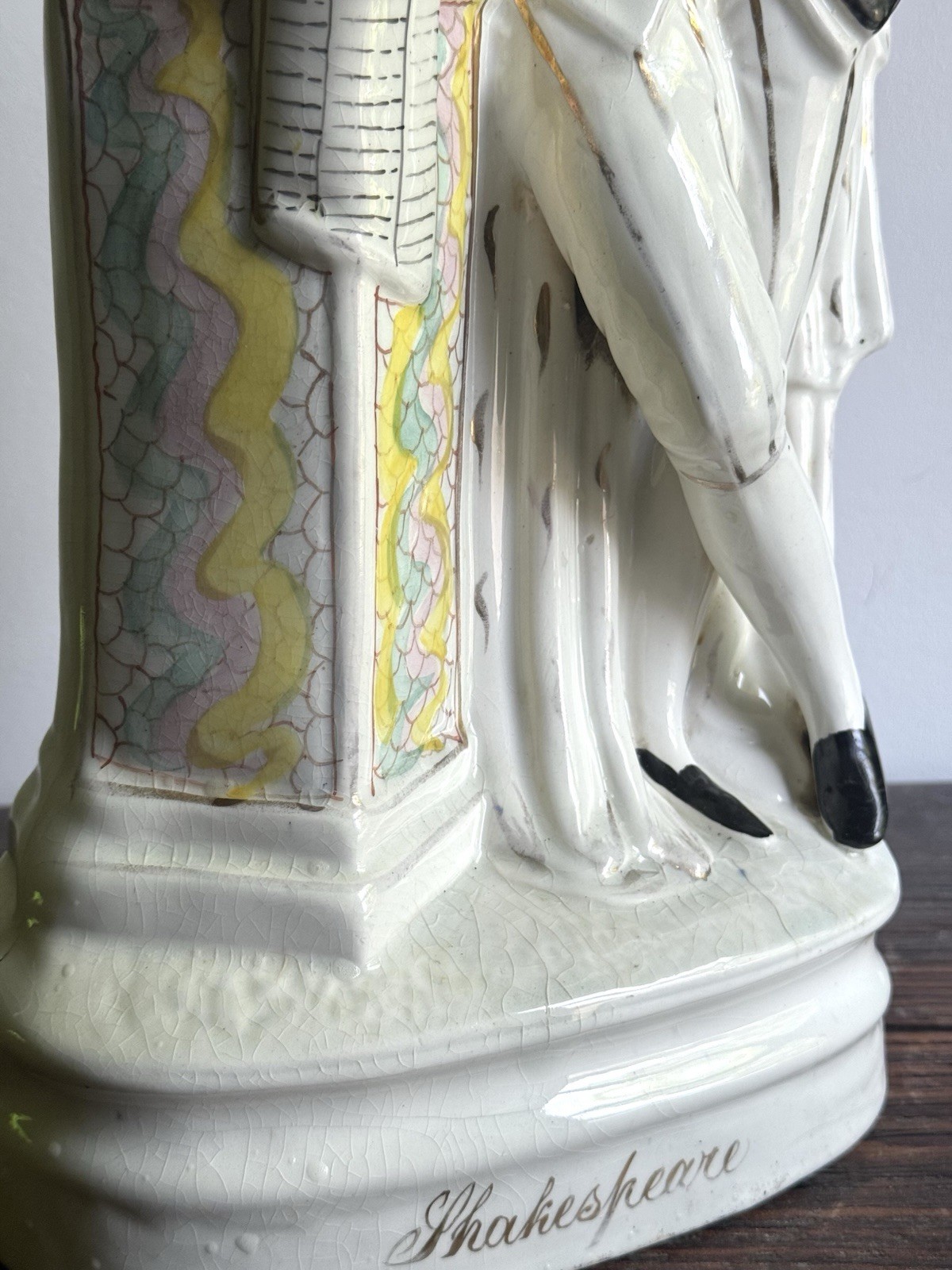 Antique Victorian Staffordshire Style Statue Of William Shakespeare 18” Tall