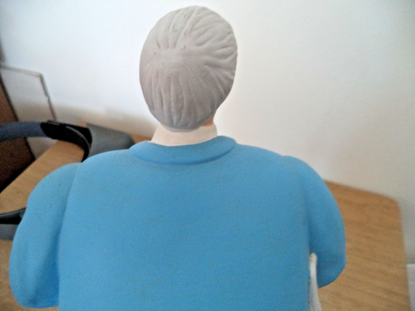 Large Statue THIN LIGHT PORCELIAN sculpture BLUE MAN LE MONDE PAPER 10 1/2″ TALL