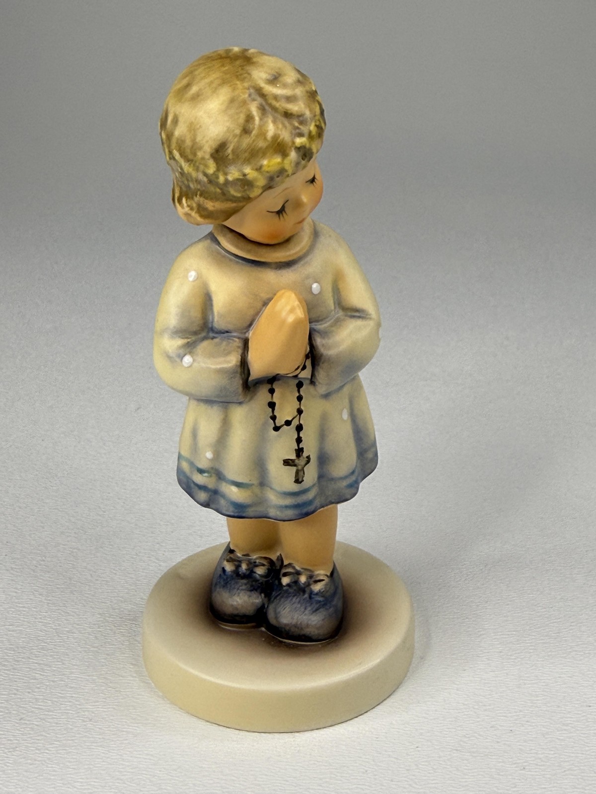 Vintage Hummel Peaceful Blessing Goebel 814 Porcelain Girl Figurine Germany