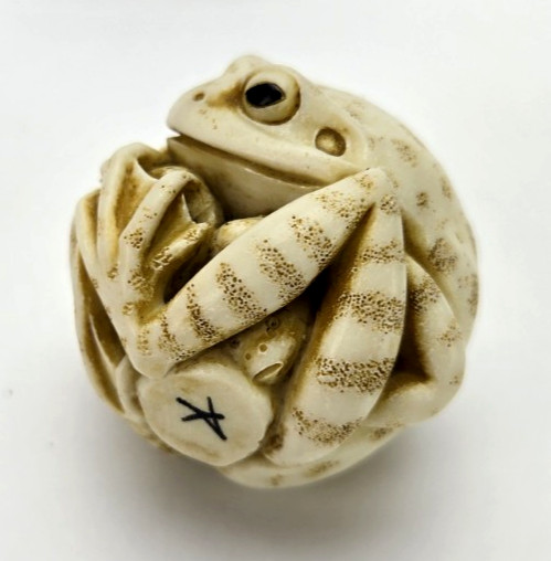 Sticking Around Eden Series Frog Tadpoles Trinket Box Mimas of Warwick 2 in.