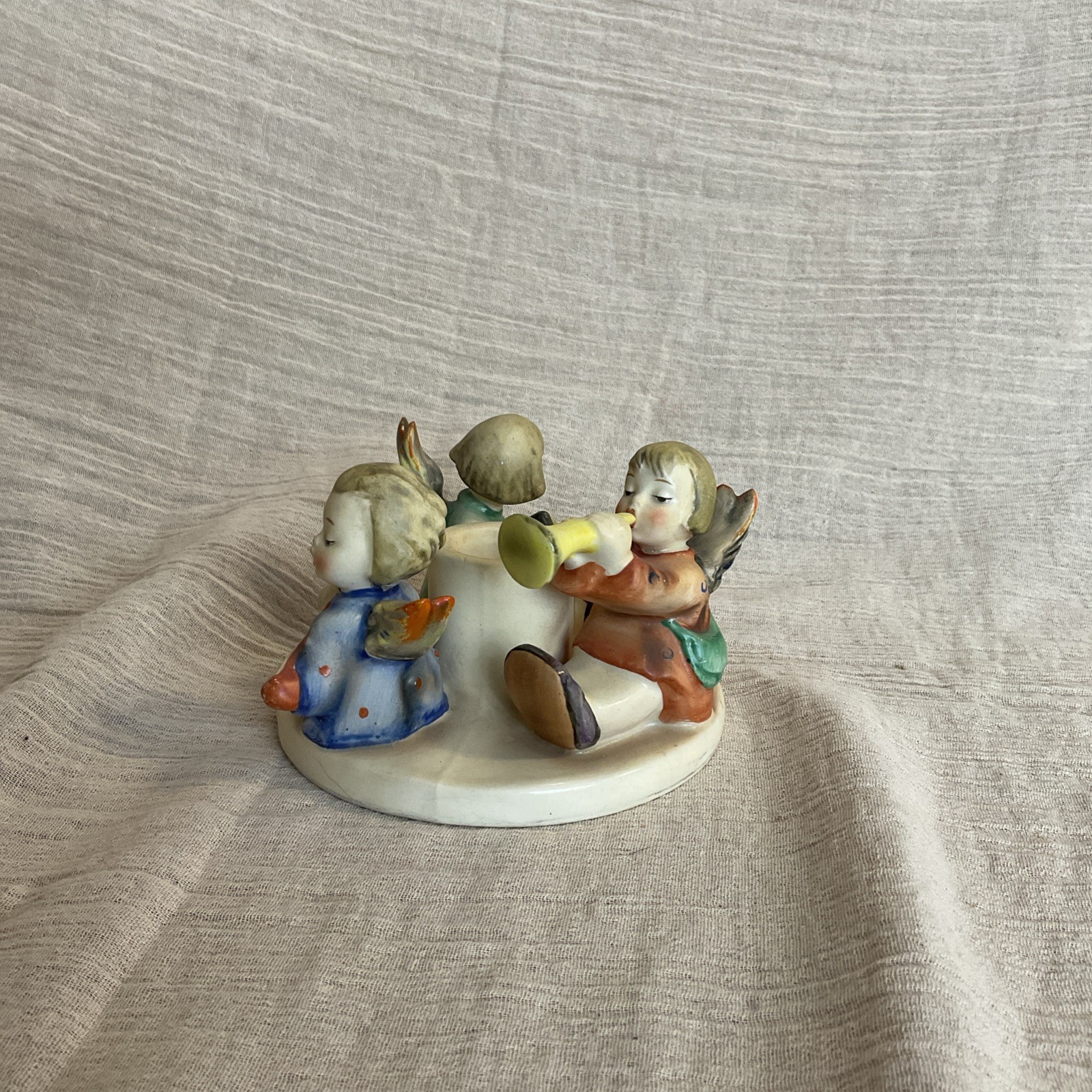 #37 HERALD ANGELS CANDLEHOLDER GOEBEL HUMMEL FIGURINE