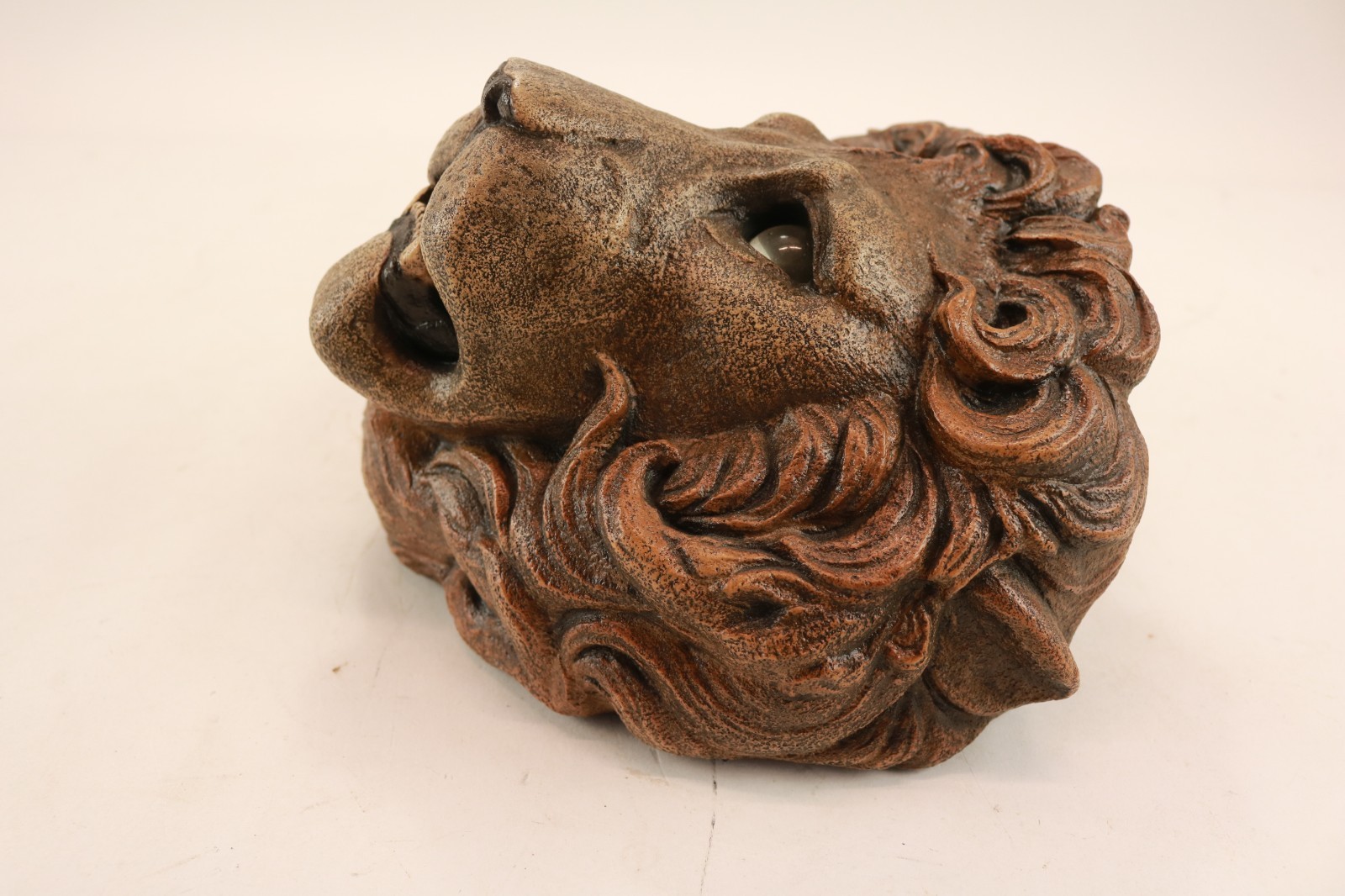 Windstone Editions Lion Wall Sconce 2001 by M. Peña 10″ X 9″