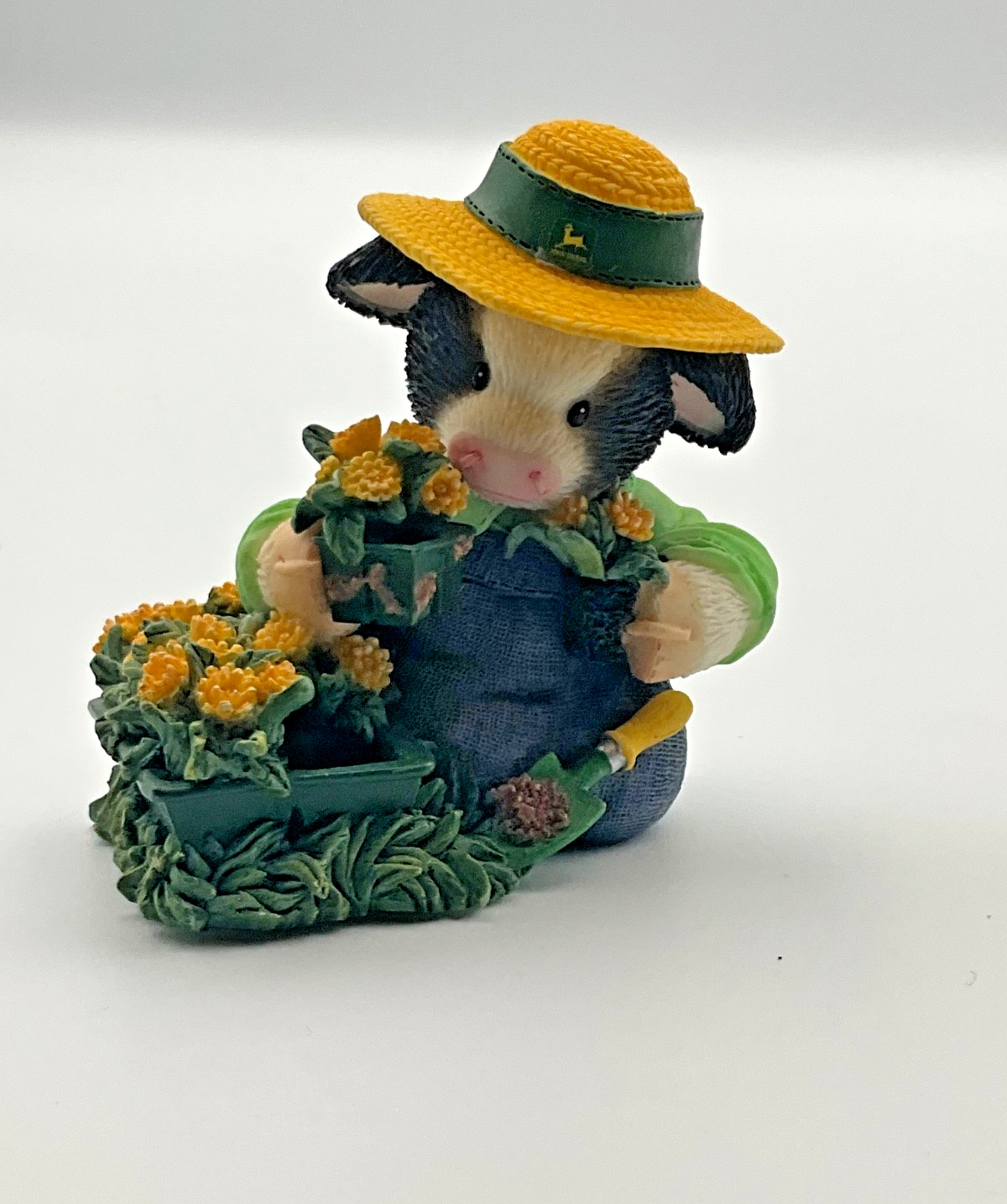 Mary’s Moo Moo’s 2000 A Splash Of Country Charm & Planting For A Bright Future