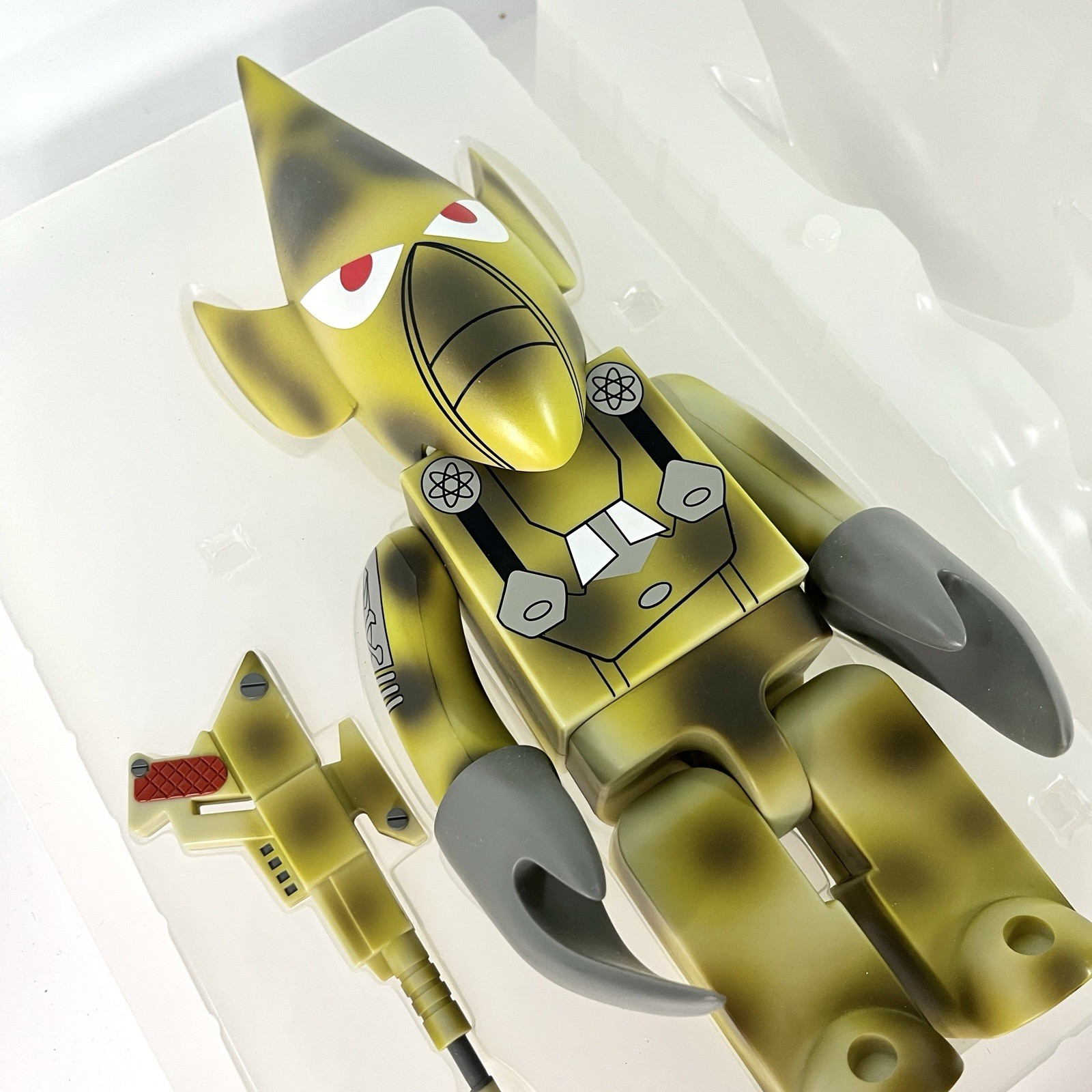 Futura 2000 UNKLE Pointman 400% Kubrick Desert Camo Medicom Toy Bearbrick