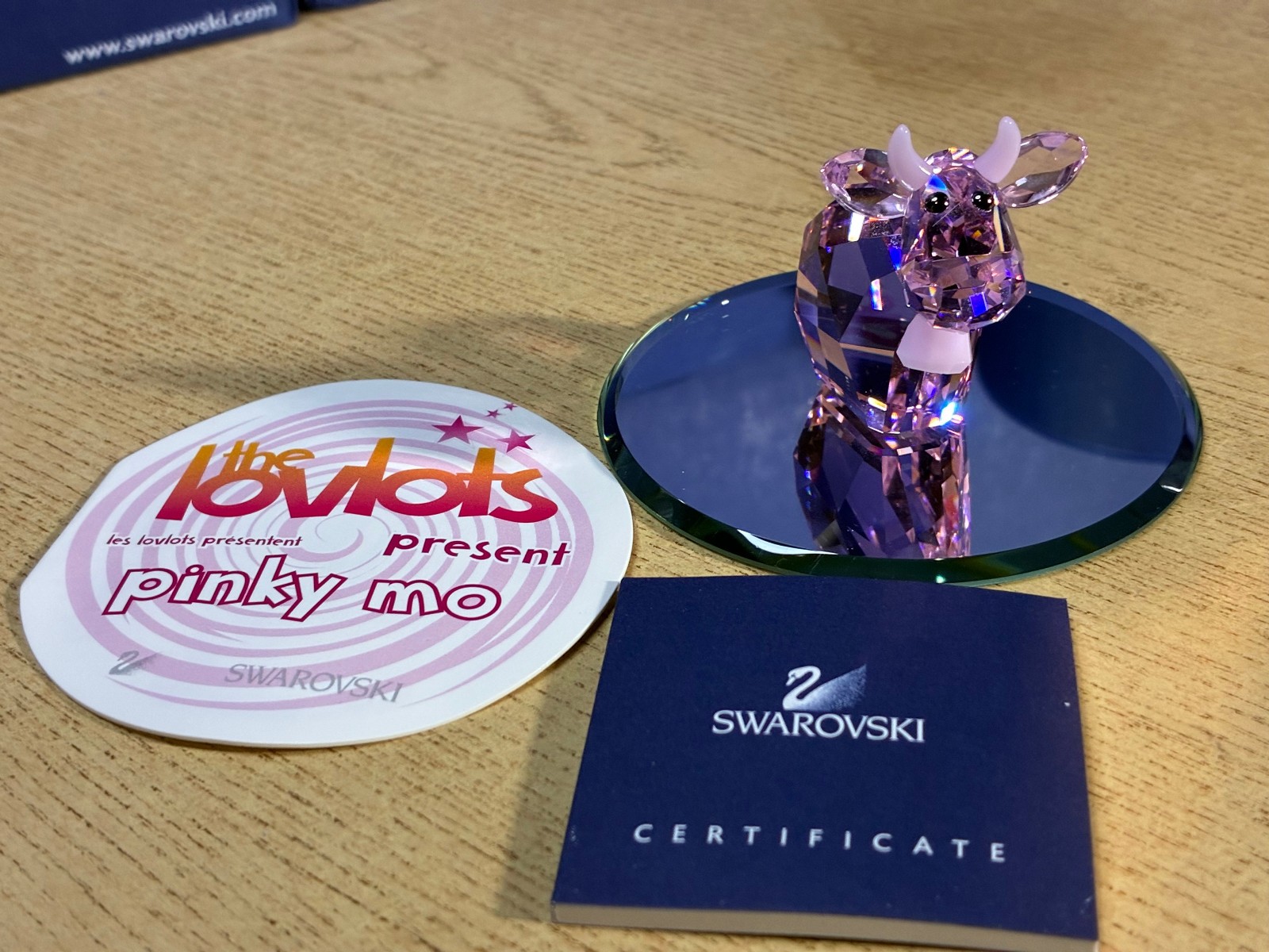 Swarovski Crystal Lovlots 2007 Pinky Pink Mo Cow Figurine 888950 MIB w/ Cert