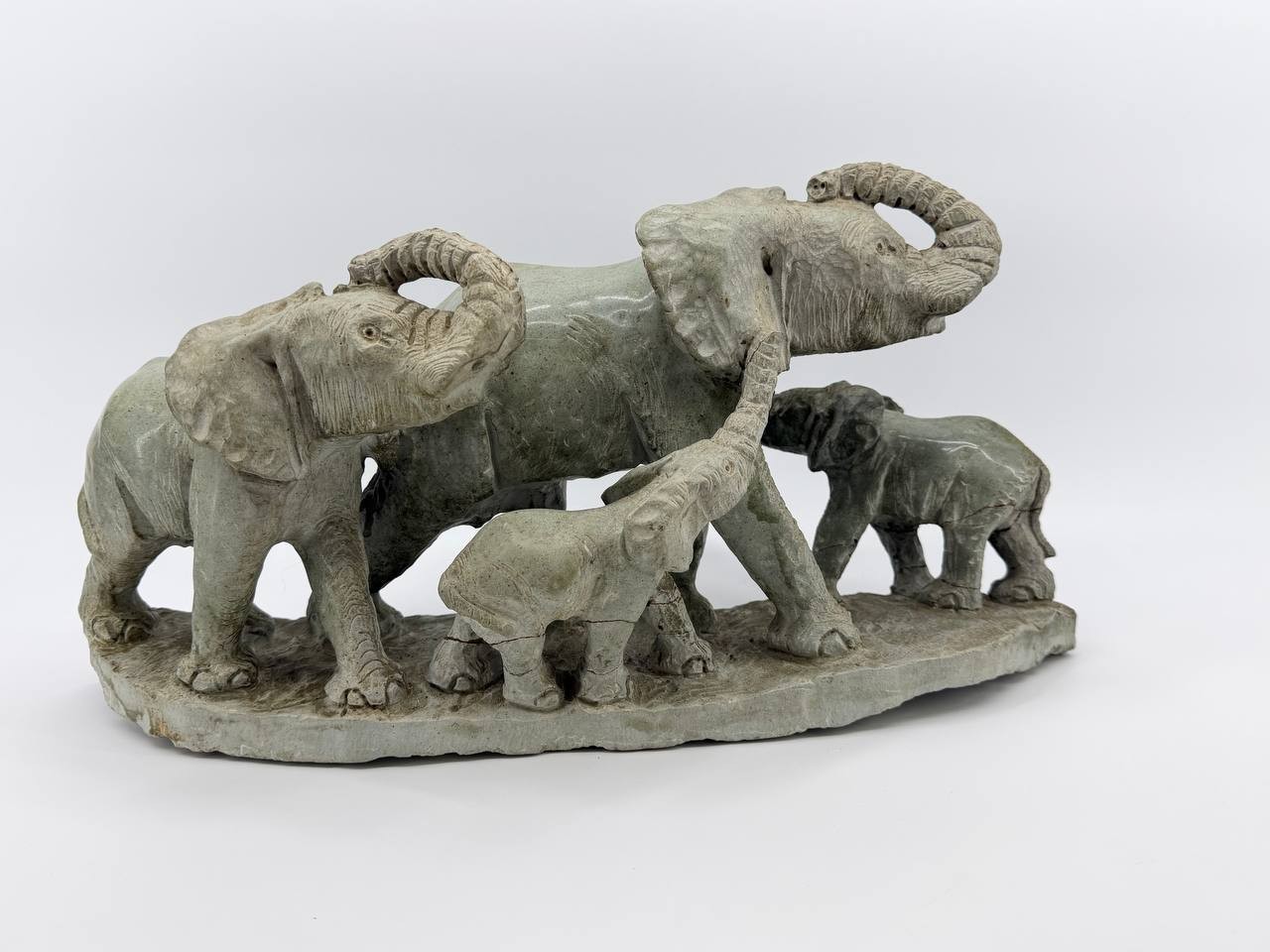 Stone Elephant Family Sculpture Serpentine Zimbabwe Heavy Hand Carved 17,59 lb