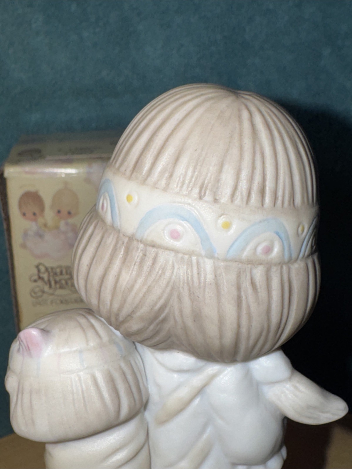 Vintage precious moments 1977 His Burden Is Light E-1380/G Cross Marking