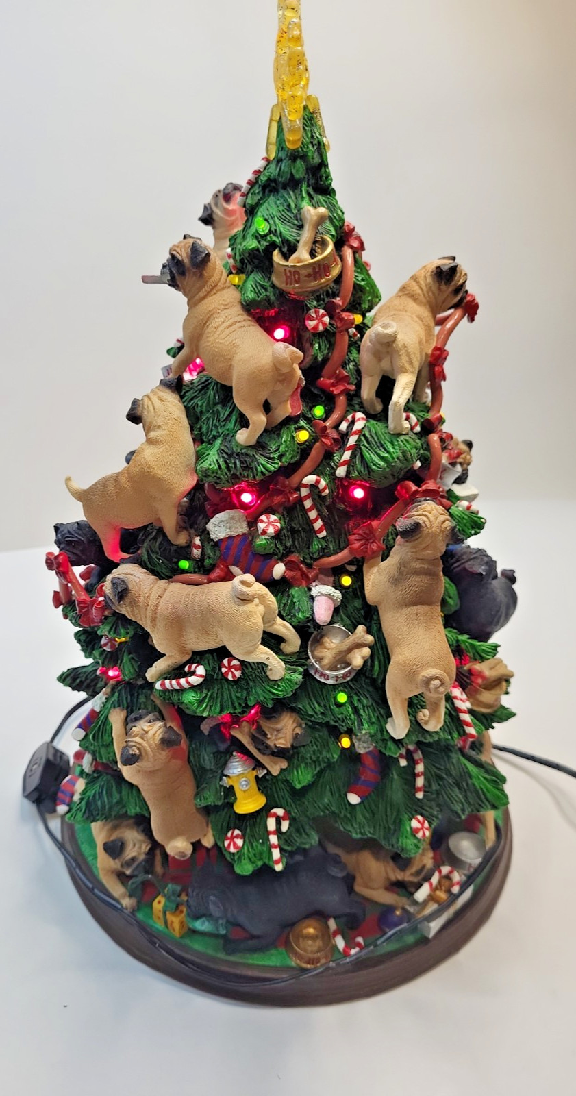 Pug Christmas Tree w/ Star Figurine Light Up Display The Danbury Mint